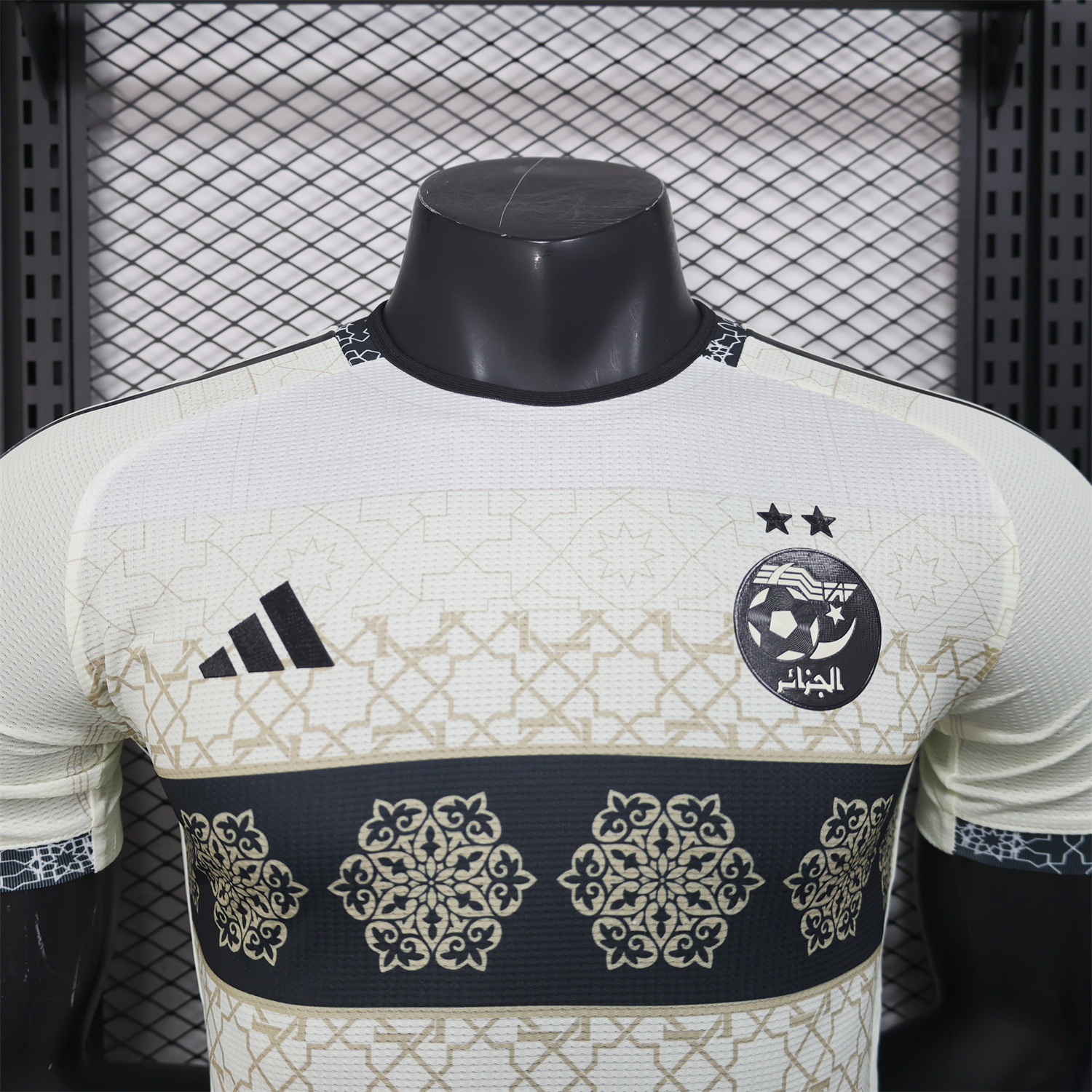 AlphaJersey-Algeria 25-26 Light Yellow with Black Classical Pattern Jersey - Player Version
