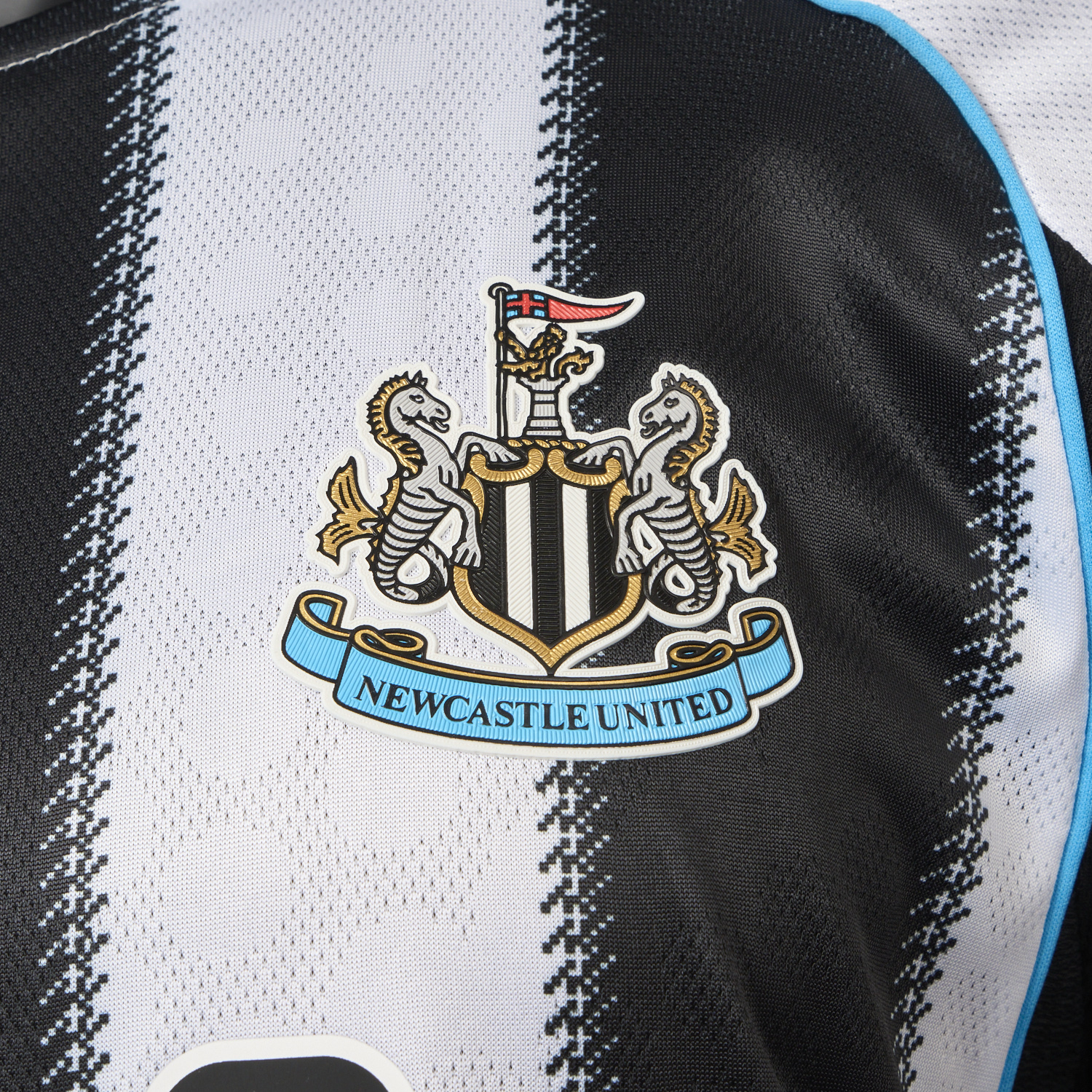 AlphaJersey-Newcastle United 25-26 Home Jersey - Player Version