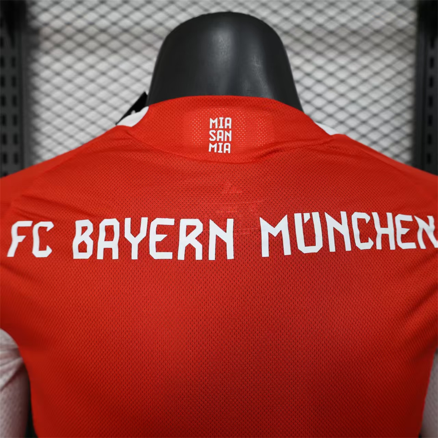 AlphaJersey-Bayern Munich 25-26 Home Long Sleeves Jersey - Player Version