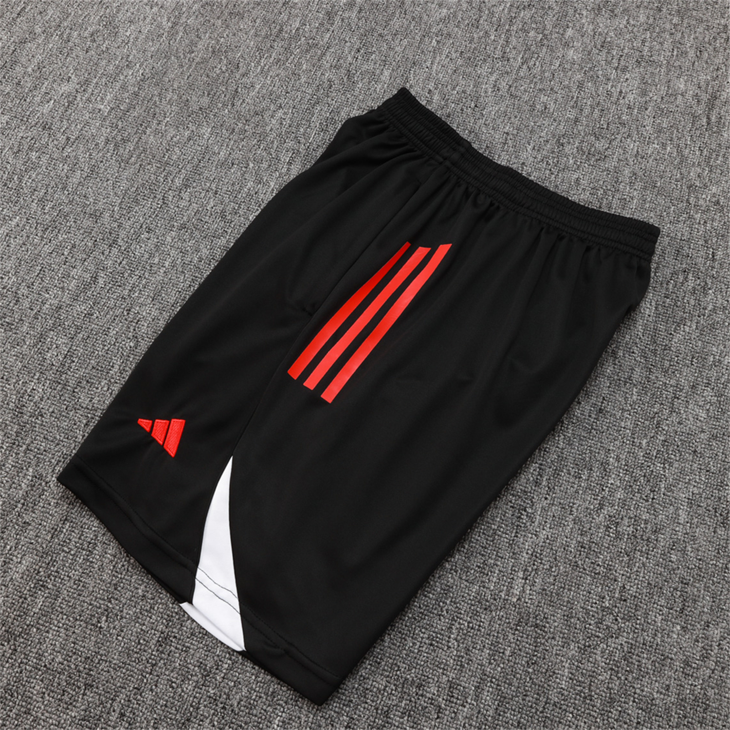 AlphaJersey-Liver.pool 25-26 Vest Training Set - Black Vest & Black Shorts