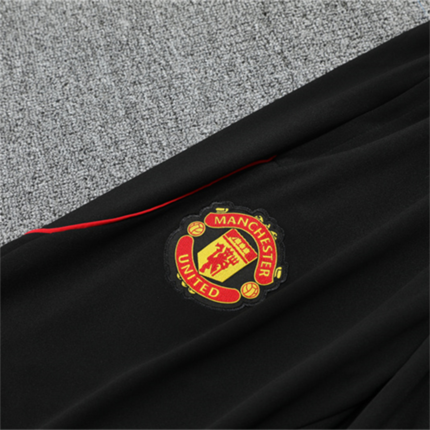 AlphaJersey-Manchester United 25-26 Long Sleeves Training Set - Red-Black Top & Black Pants