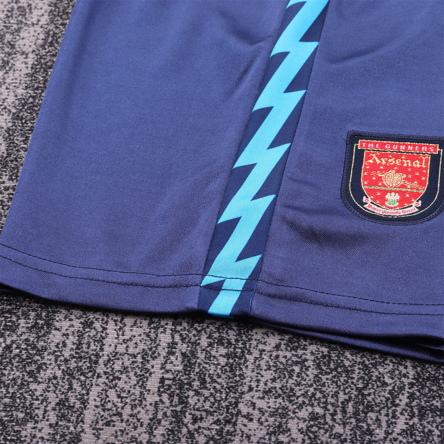 AlphaJersey-Retro Arsenal 1994-95 Away Kids Kit