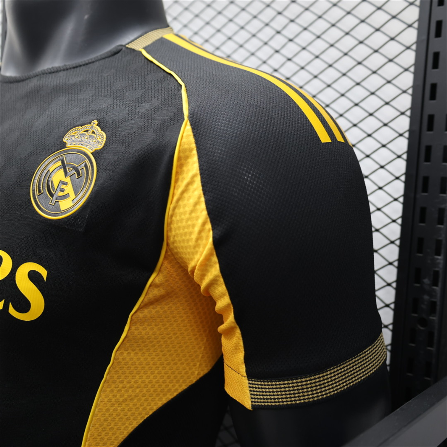 AlphaJersey-Real Madrid 25-26 Black Gold Special Edition Jersey - Player Version