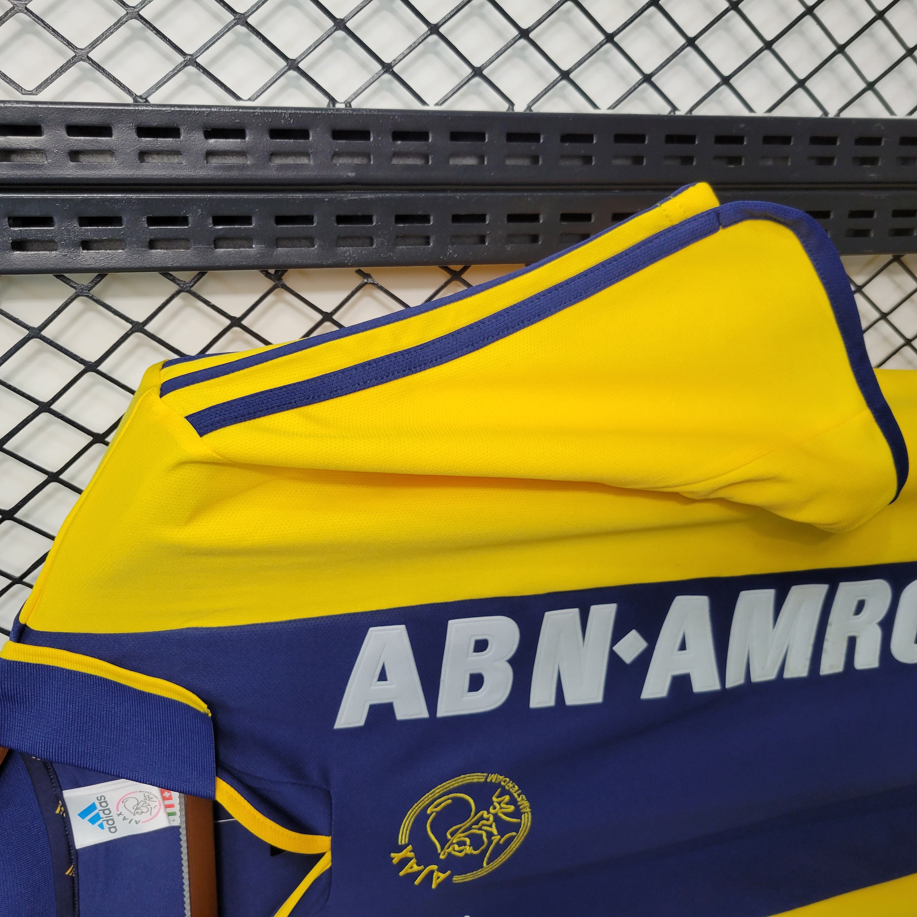 AlphaJersey-Retro Ajax 2000-01 Away Jersey