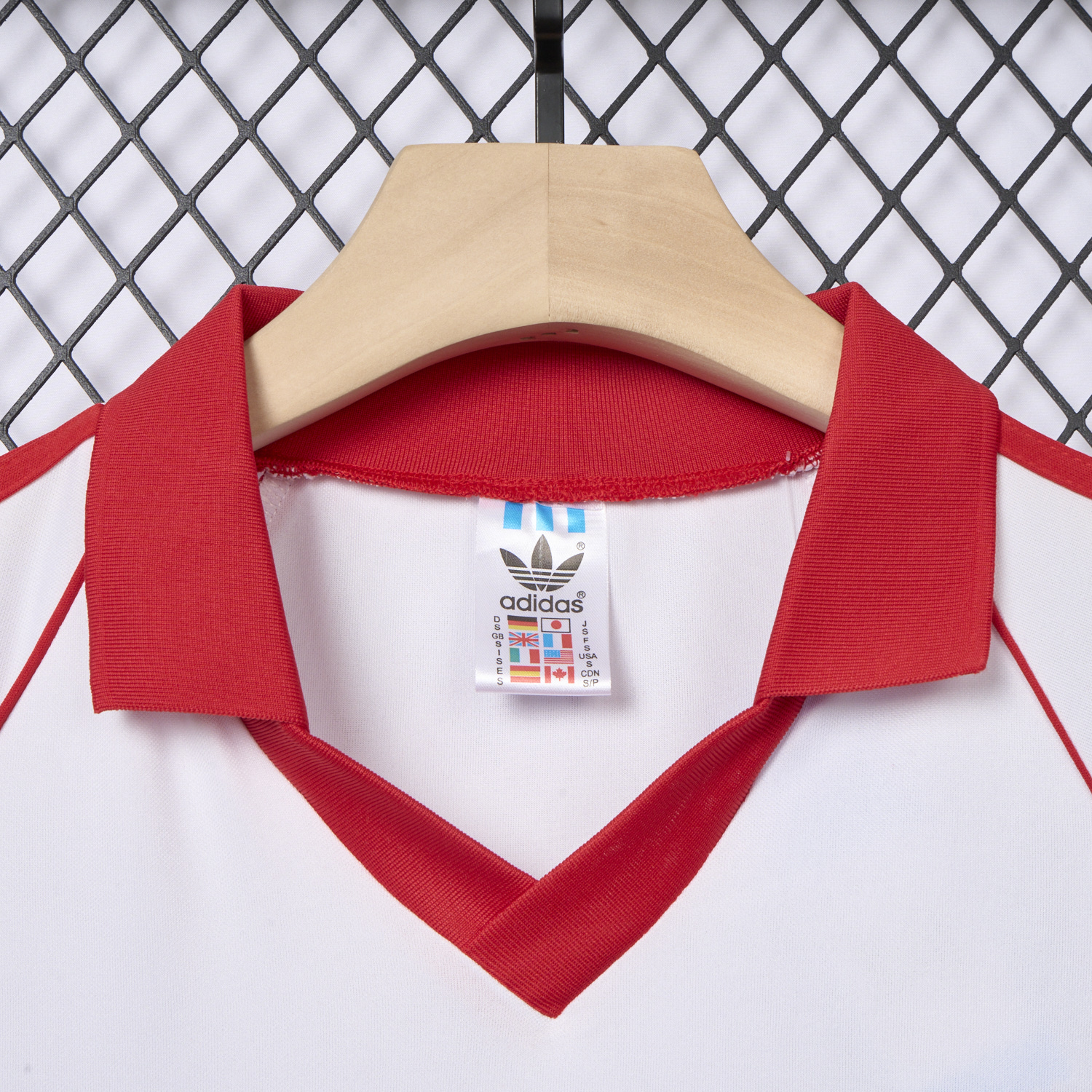 AlphaJersey-Retro 1. FC Köln 1980-81 Home Jersey