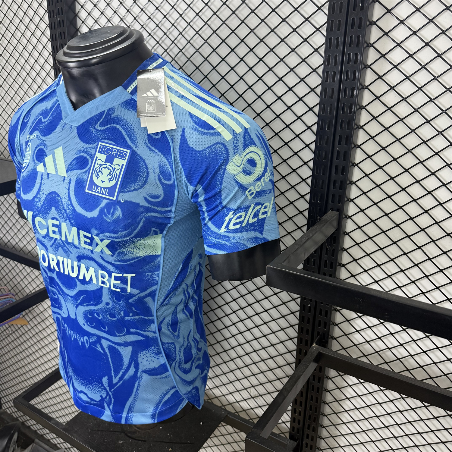 AlphaJersey-Tigres UANL 25-26 Away Jersey With All Sponsors - Player Version