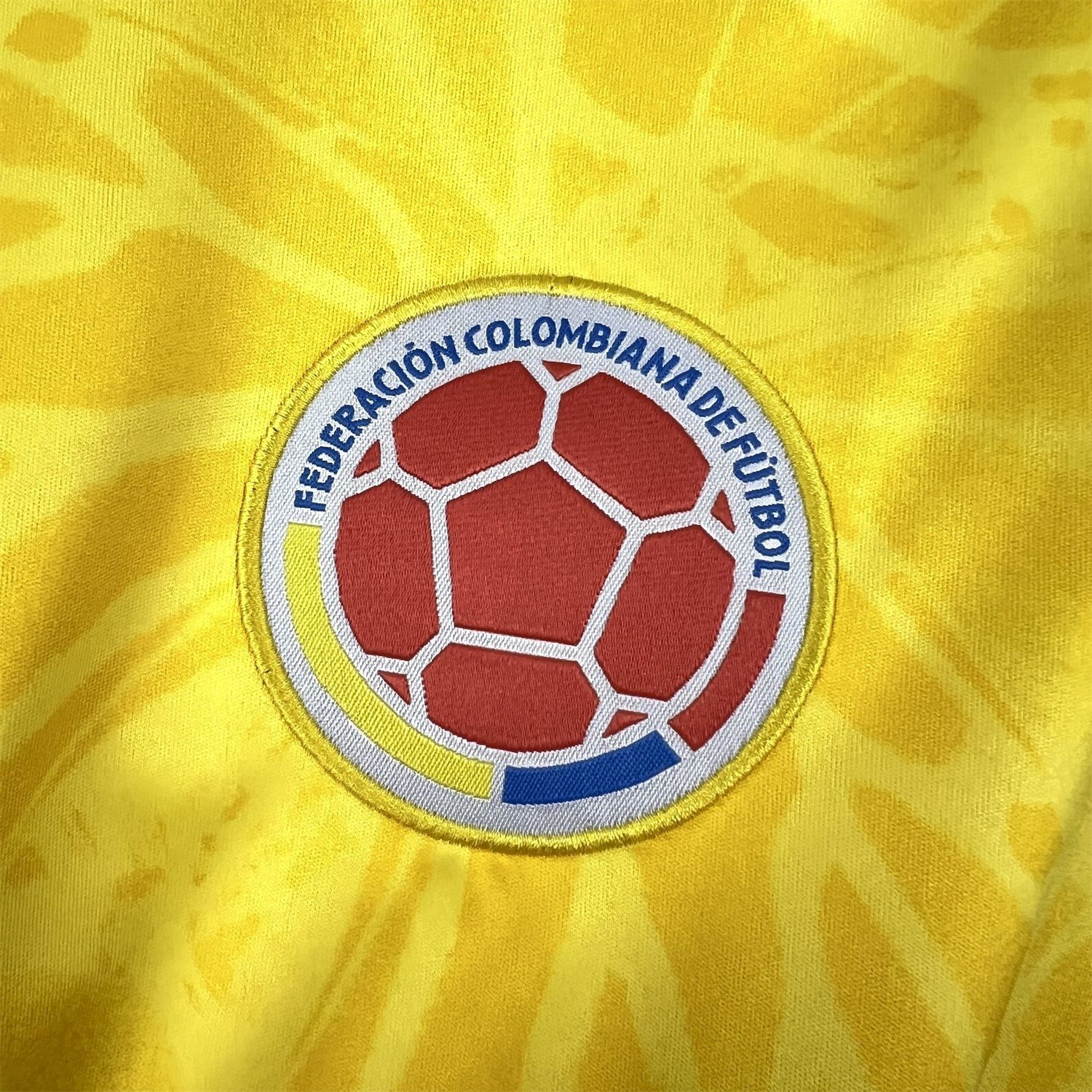 AlphaJersey-Colombia 2026 Home Long Sleeves Jersey - Fans Version