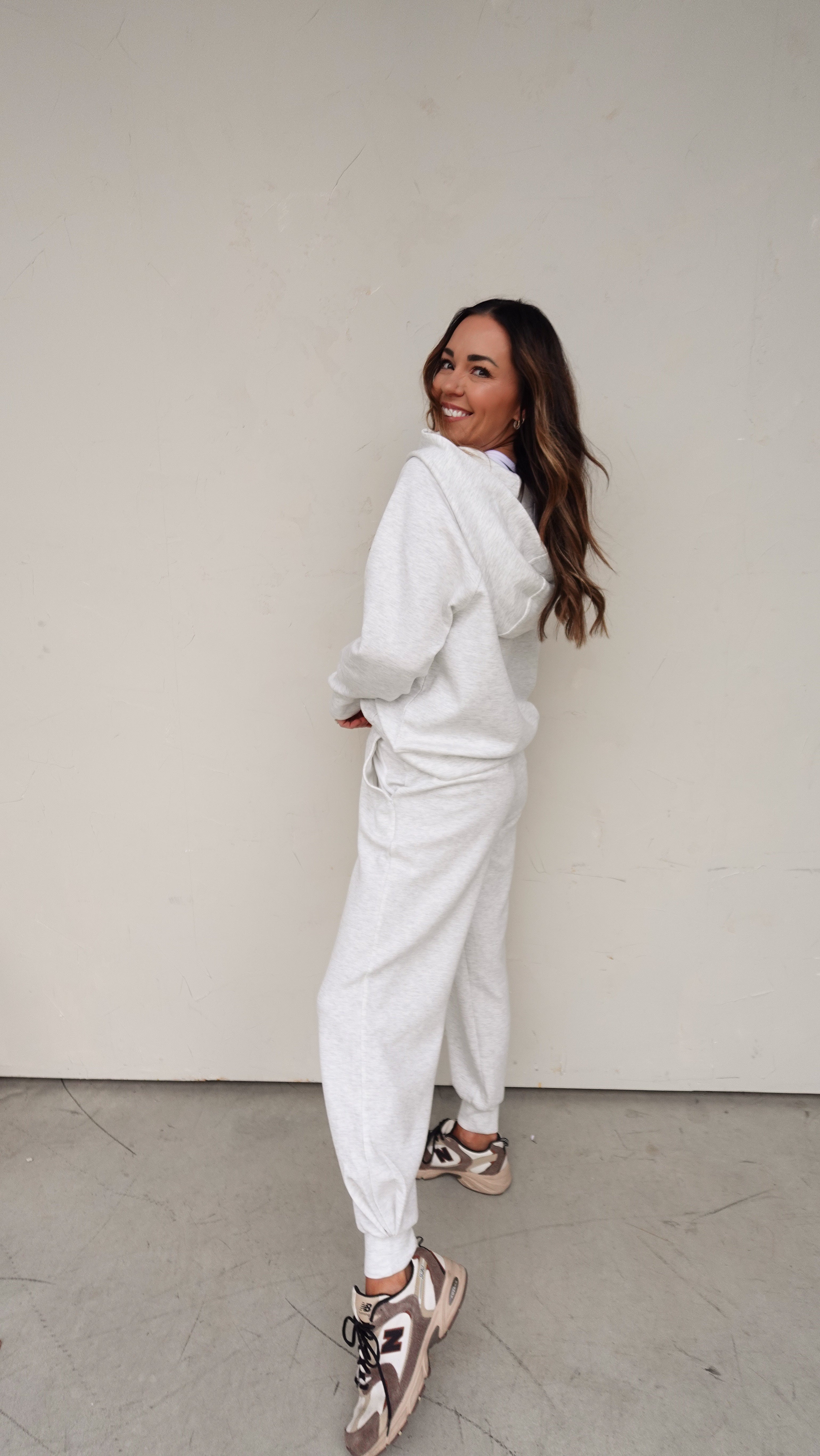 Scuba Jogger - Heather Gray | Elegant Women's Fashion by coolavocek