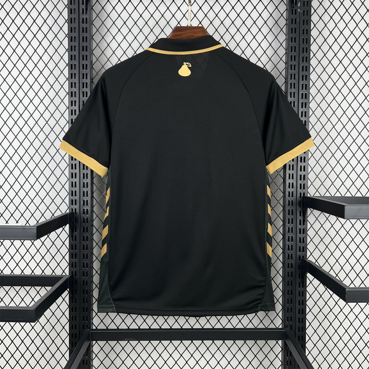 AlphaJersey-CD Leganés 25-26 Retro Style Black Jersey - Fans Version