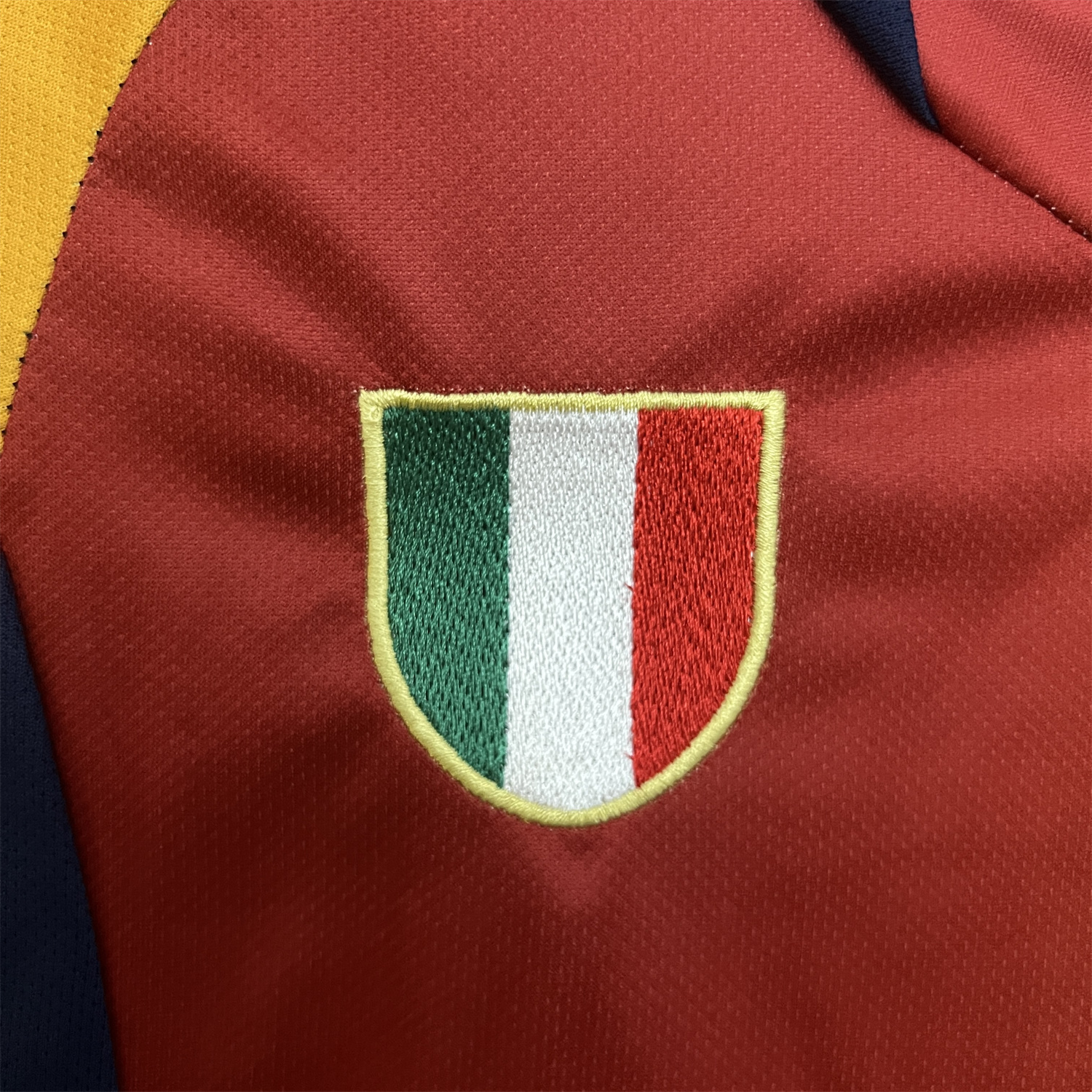 AlphaJersey-Retro Roma 2001-02 Home Kids Kit