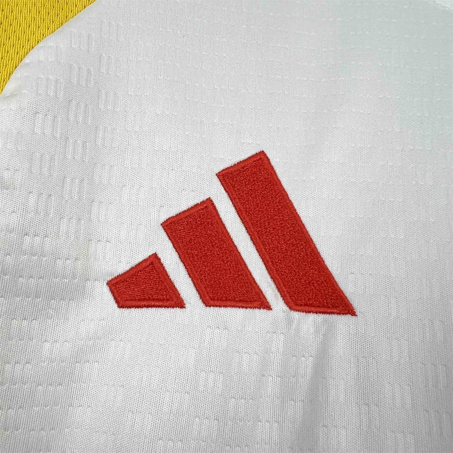 AlphaJersey-Colombia 2026 White Pre-Match Training Jersey - Fans Version