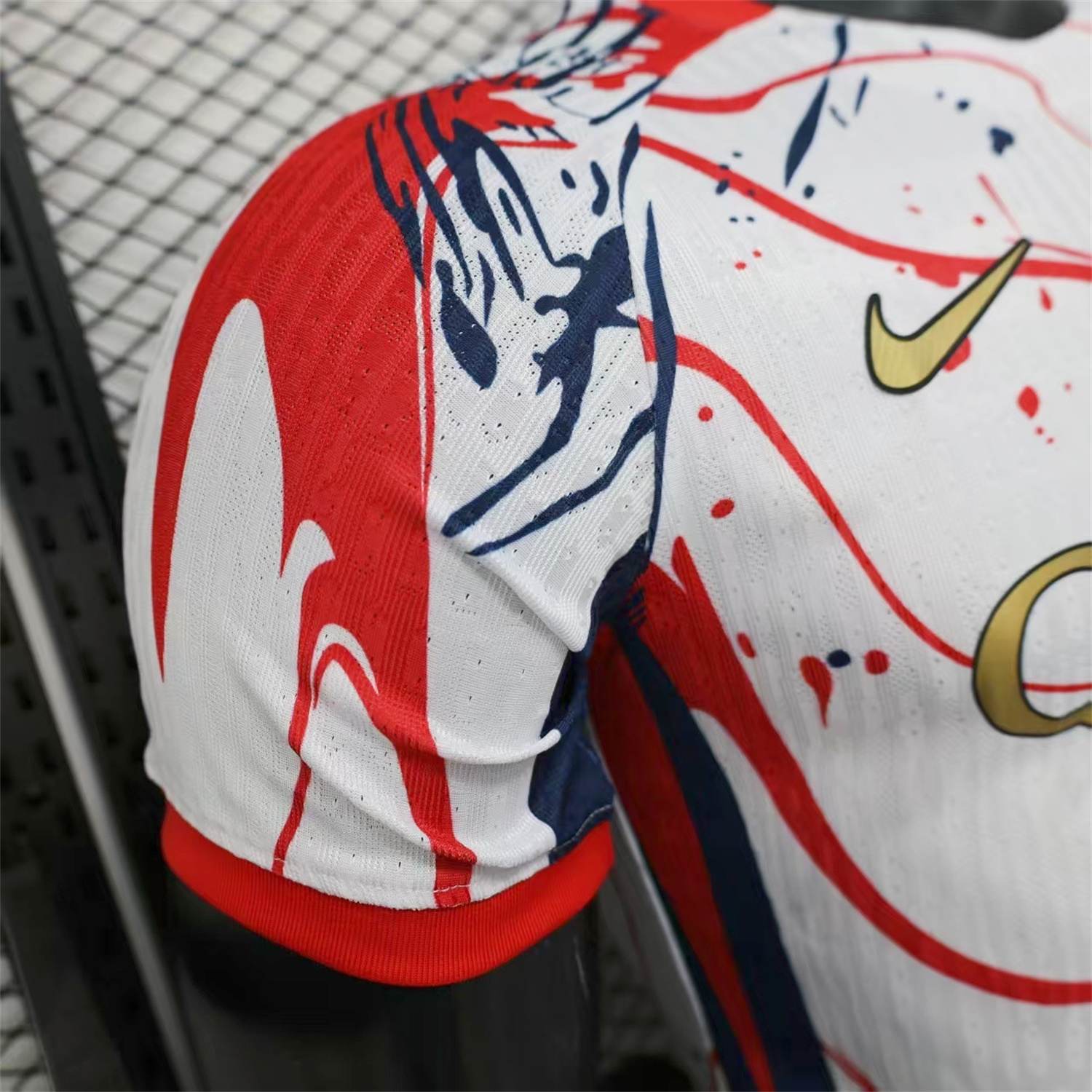 AlphaJersey-Paris Saint-Germain PSG 25-26 Red And Blue Lines White Special Jersey - Player Version