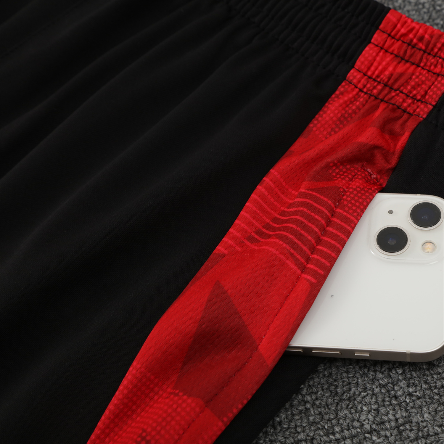 AlphaJersey-Manchester United 25-26 Traning Hoodie Set - Flowing Red Hoodie With Black Pants