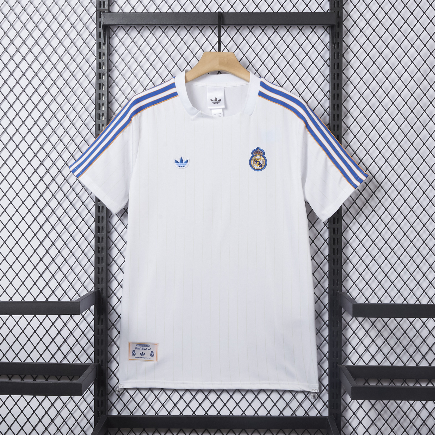 AlphaJersey-Real Madrid 25-26 Trefoil White Travel Jersey - Player Version