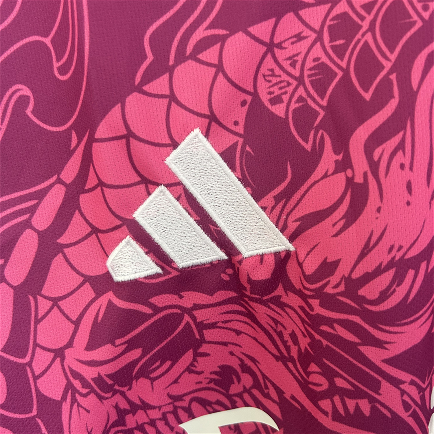 AlphaJersey-Real Madrid 25-26 White Dragon Pink Special Jersey - Fans Version