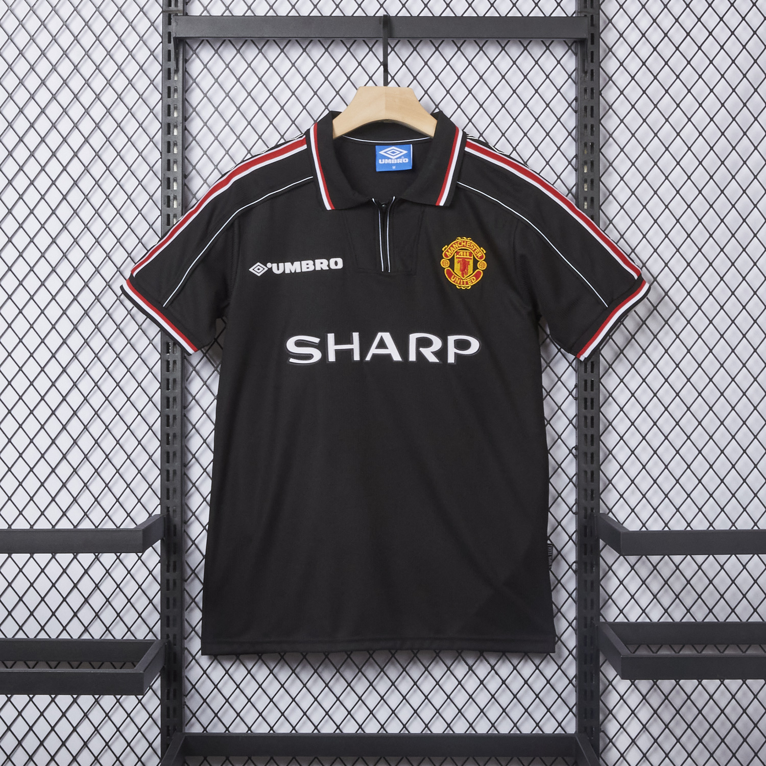 AlphaJersey-Retro Manchester United 1998-99 Black Jersey