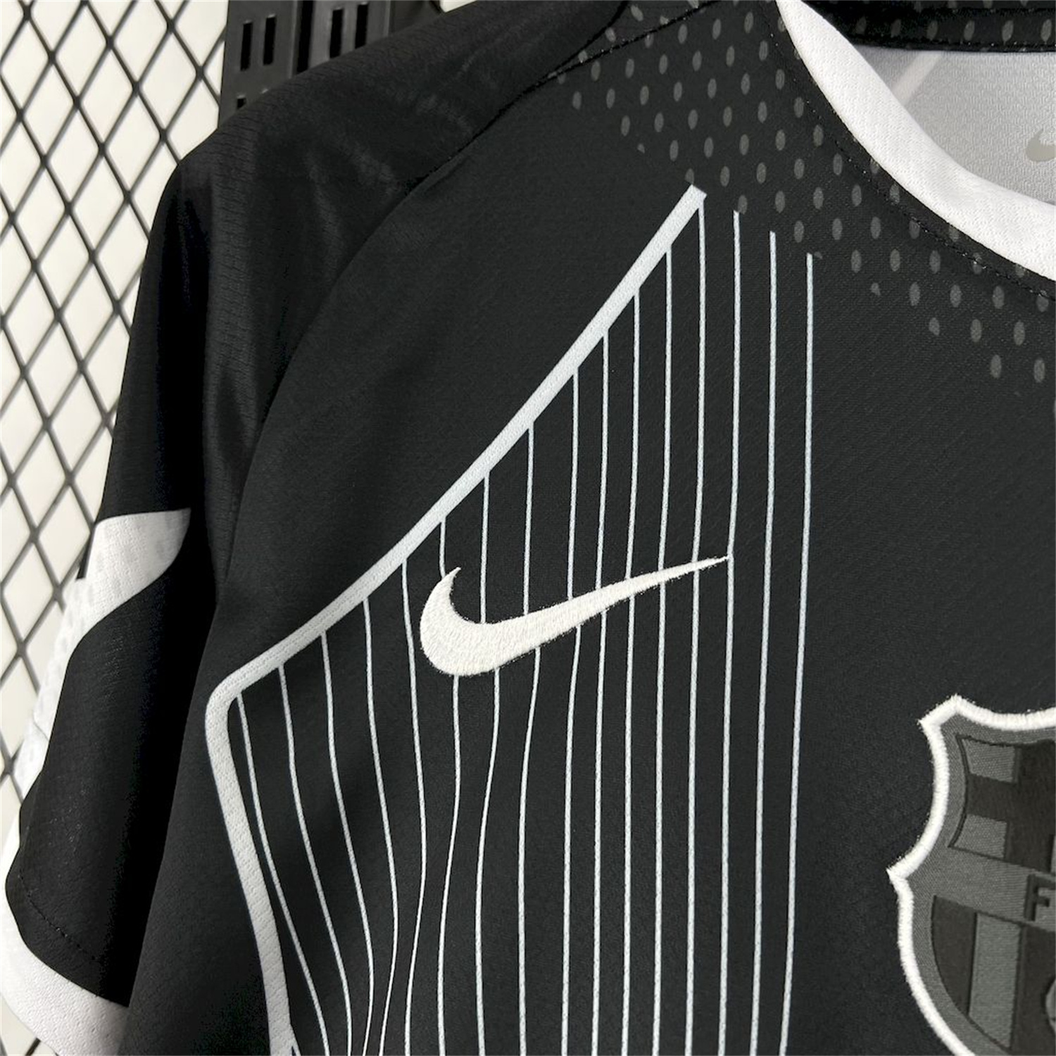 AlphaJersey-Barcelona 25-26 T90 White Lines Black Jersey - Fans Version