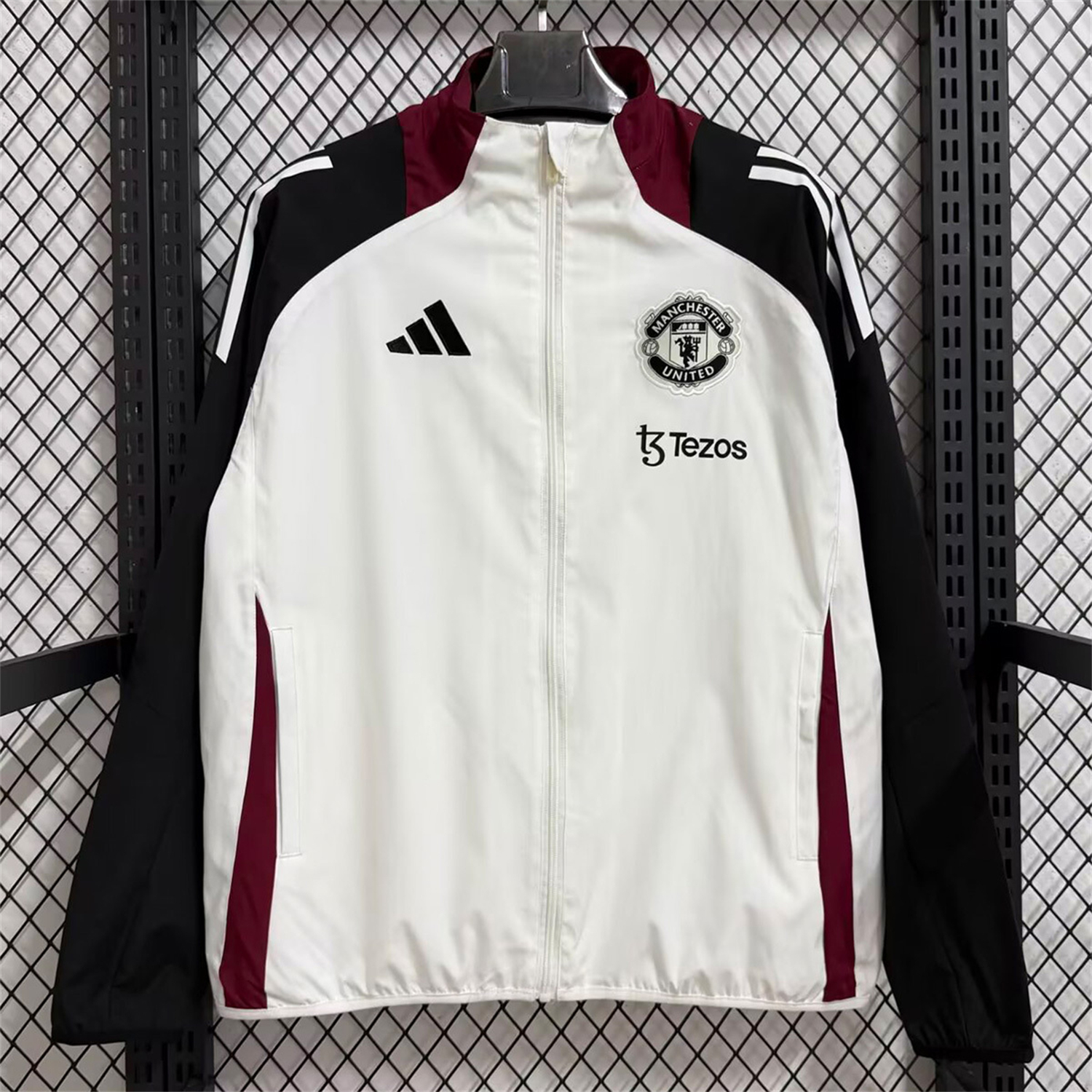 AlphaJersey-Manchester United 25-26 Training Windbreaker Jacket - White With Black