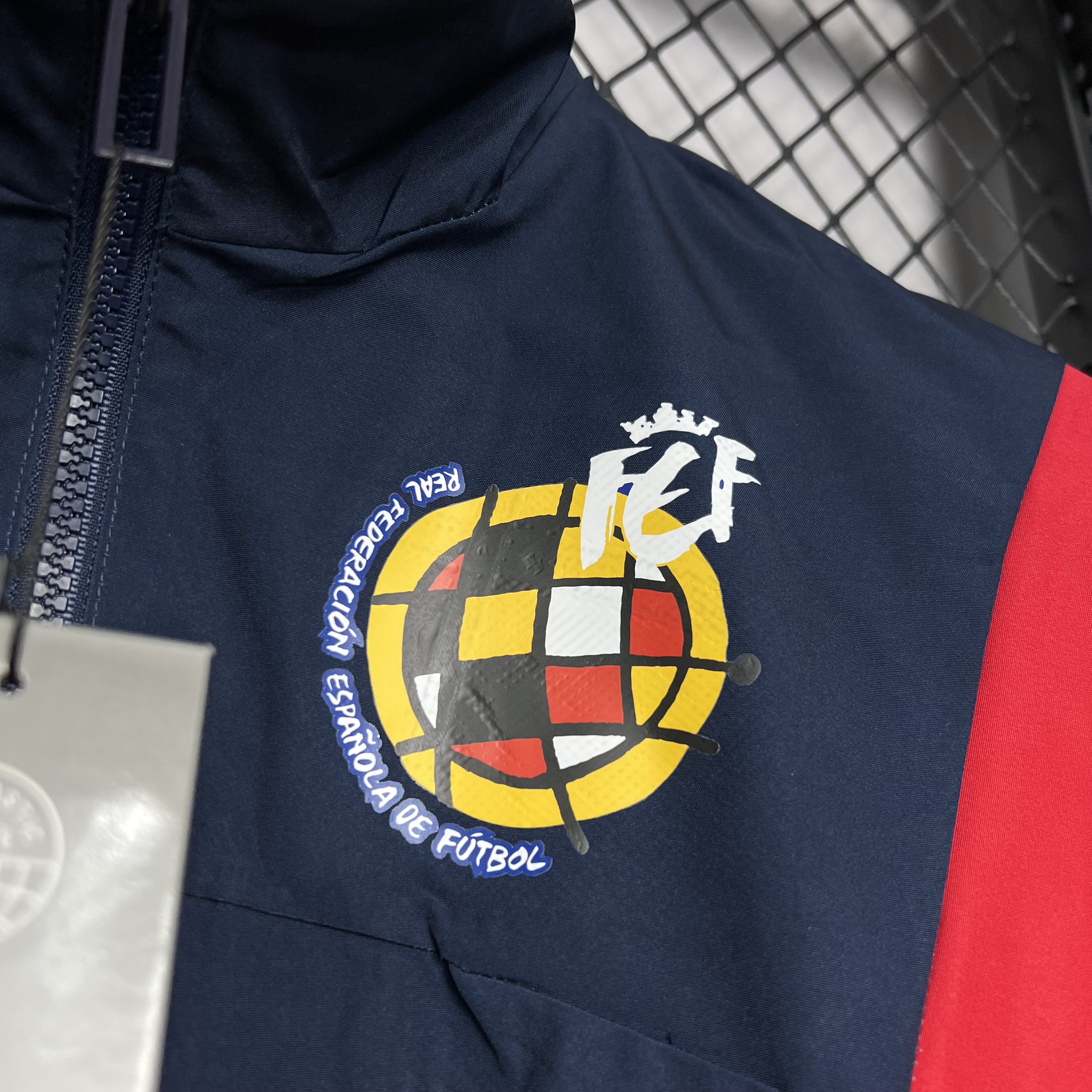 AlphaJersey-Spain 2024 Retro Style Player Windbreaker Jacket - Deep Blue