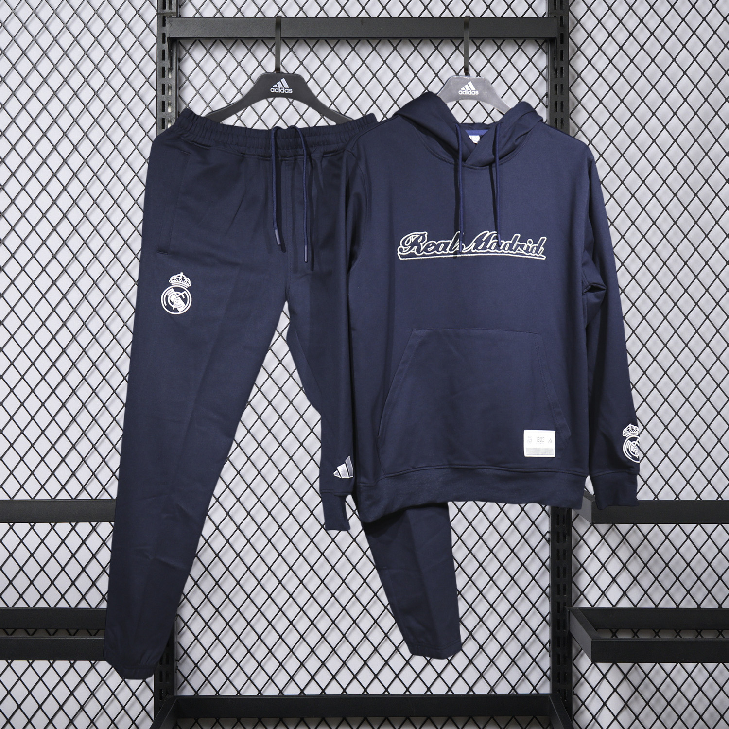 AlphaJersey-Real Madrid 25-26 Pure Color Training Hoodie Set - Deep Blue Hoodie and Deep Blue Pants