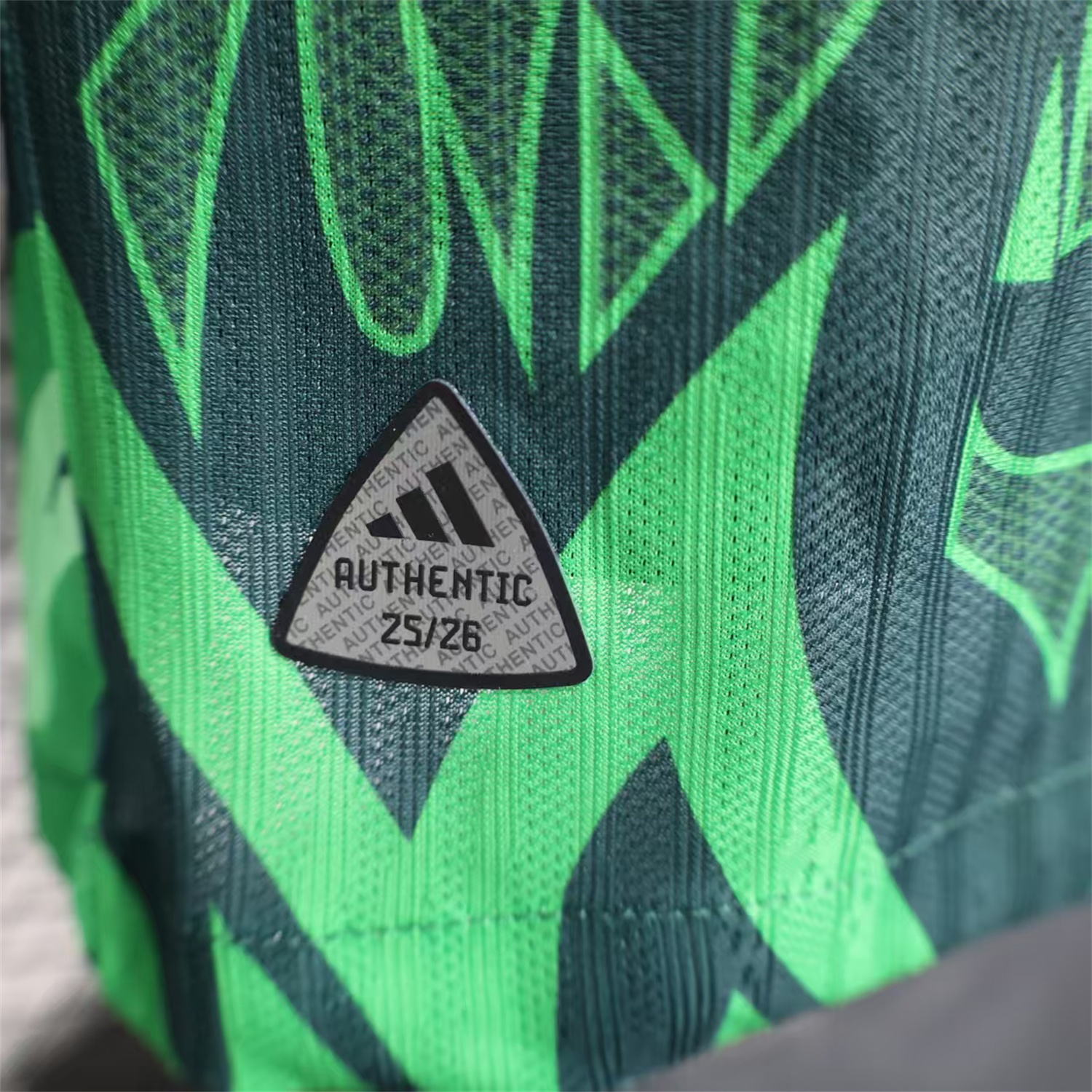 AlphaJersey-Liver.pool 25-26 Green Dragon and Fire Special Jersey - Player Version