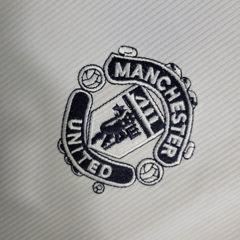 AlphaJersey-Retro Manchester United 99-00 Away Stadium Jersey