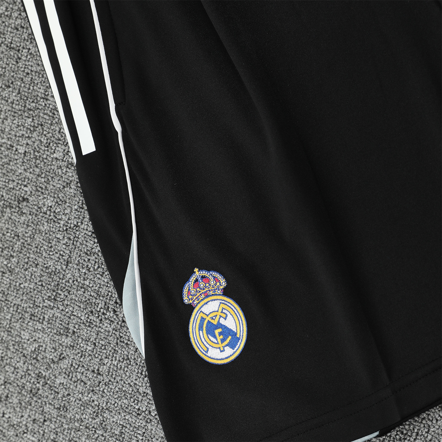 AlphaJersey-Real Madrid 25-26 Vest Training Set - Blue Purple Curve Pattern Vest & Black Shorts