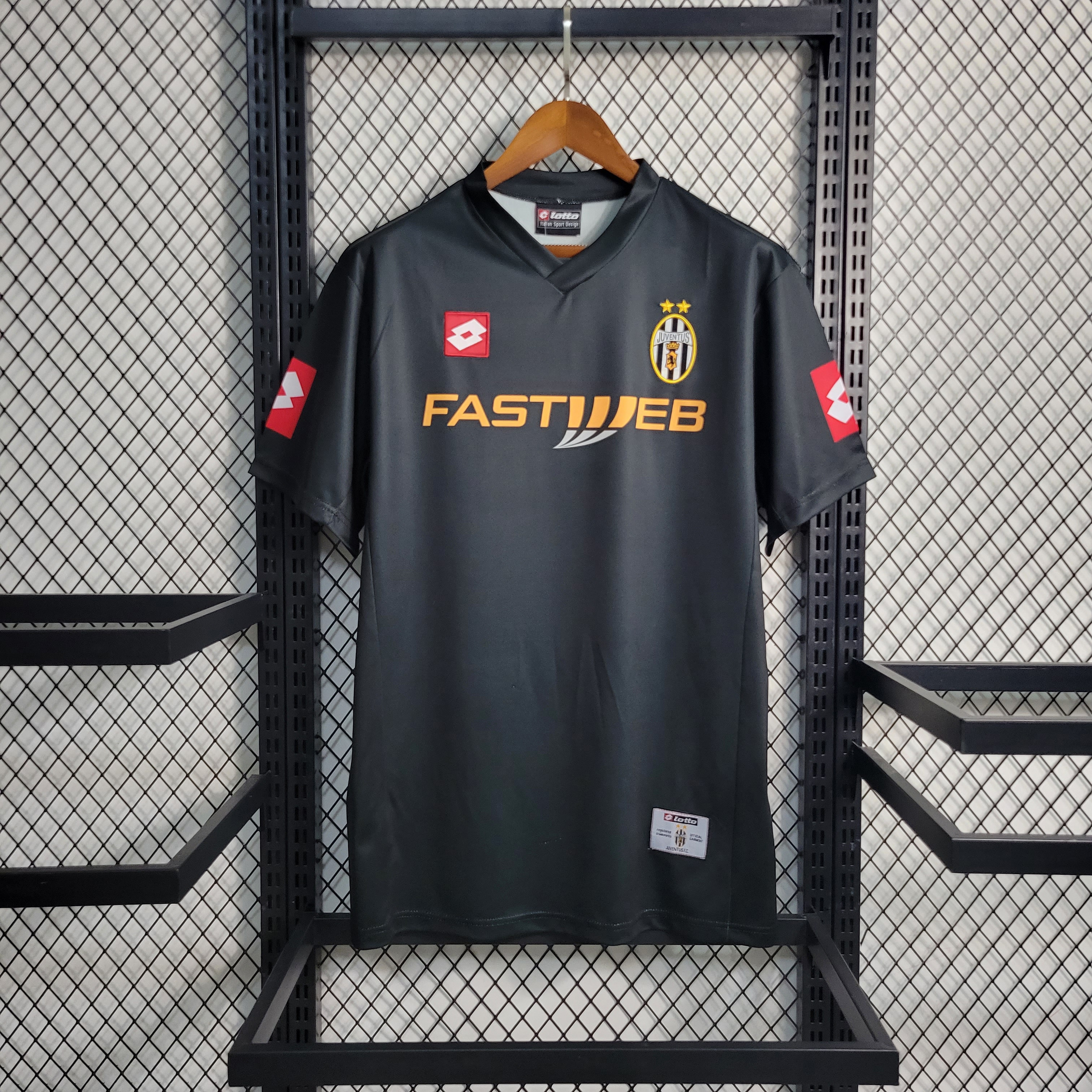 AlphaJersey-Retro Juventus 2001-02 Away Stadium Jersey
