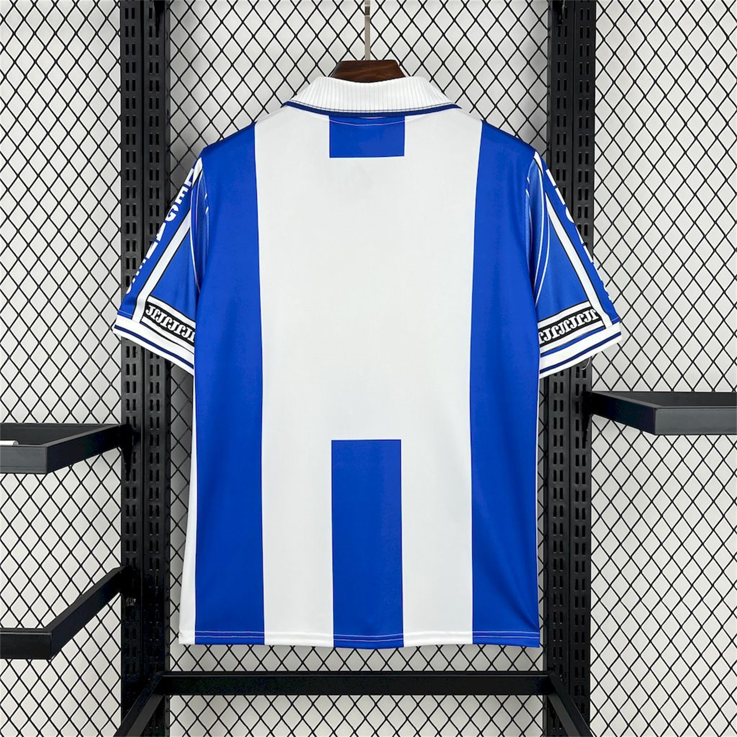 AlphaJersey-Retro CD Leganés 1998-00 Home Jersey