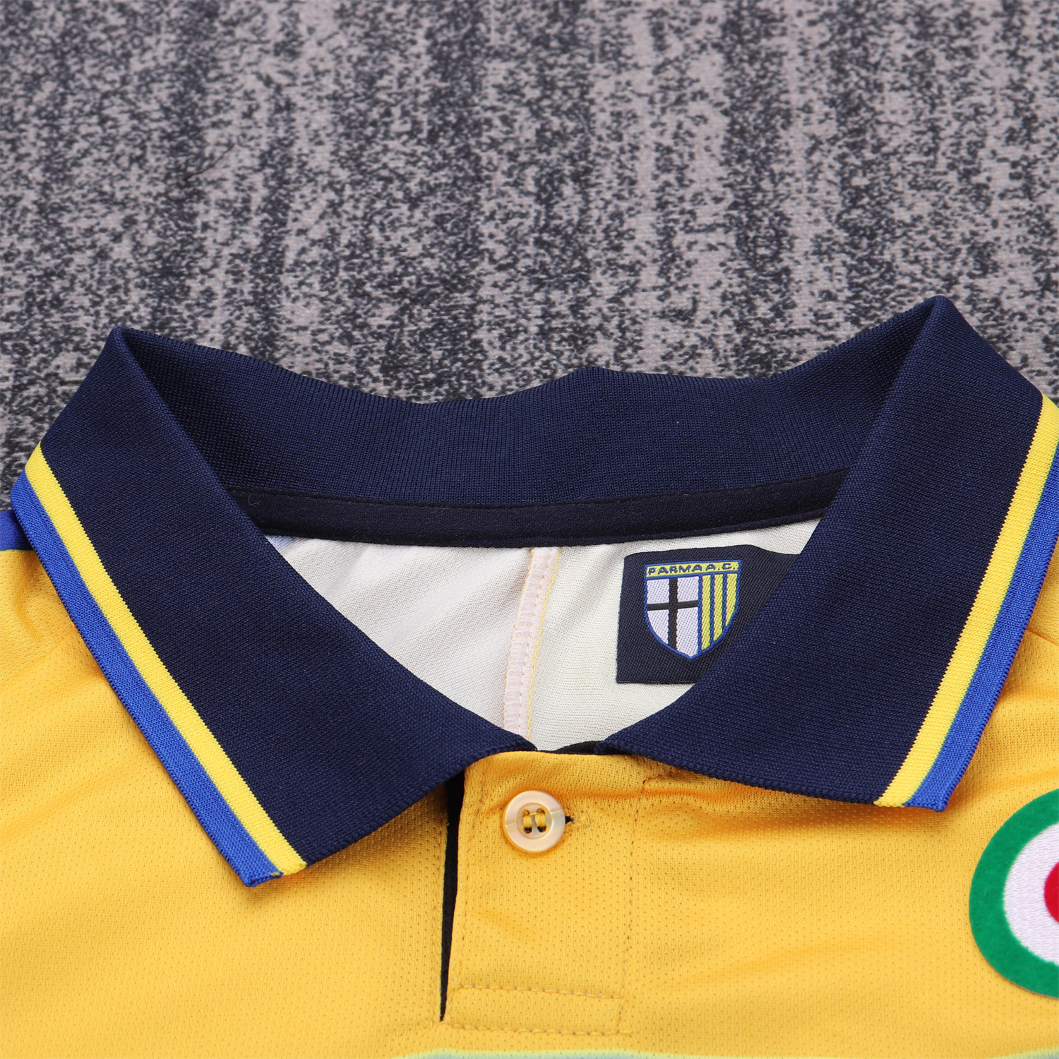 AlphaJersey-Retro Parma 1999-00 Home Kids Kit
