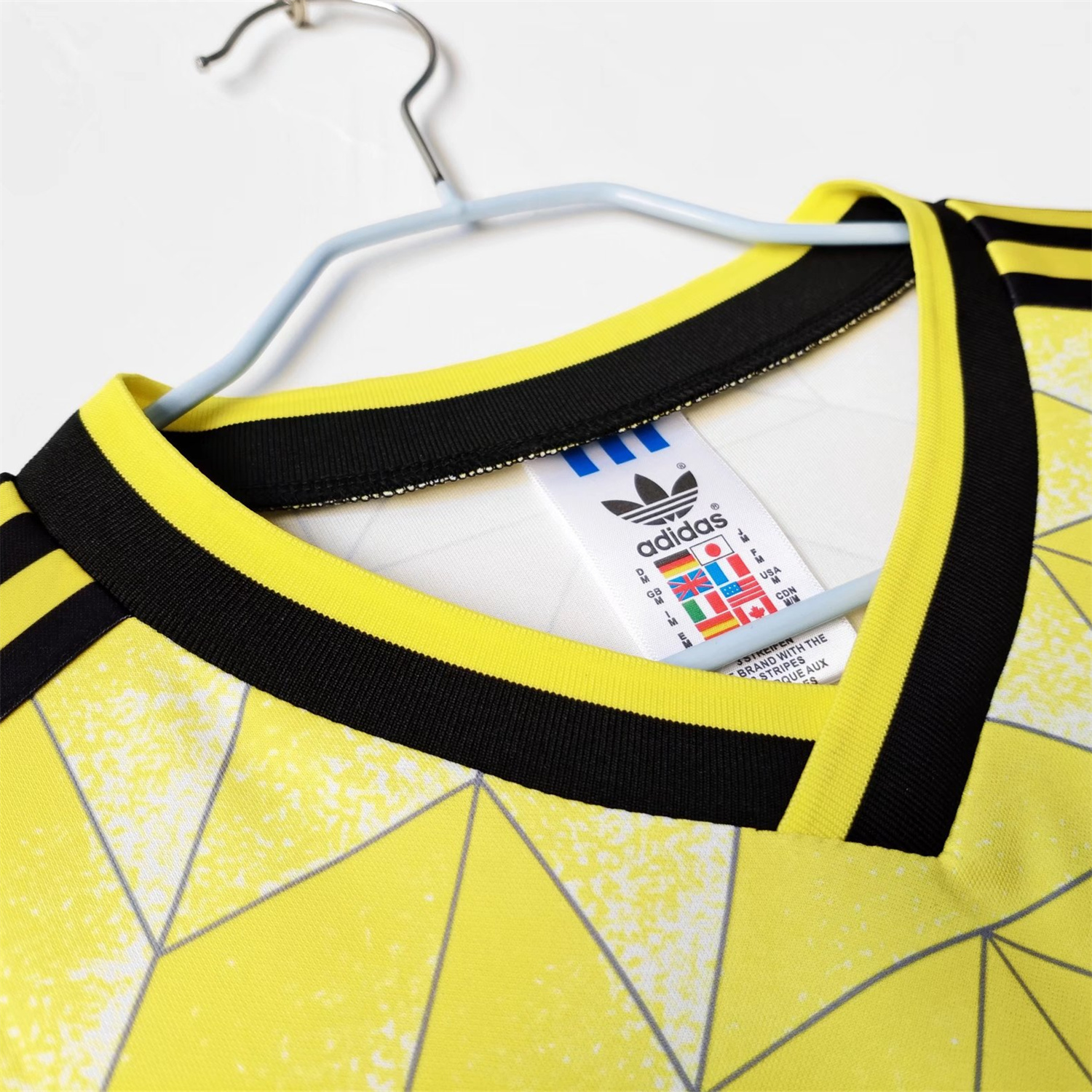 AlphaJersey-Retro Dortmund 1988-89 Home Jersey