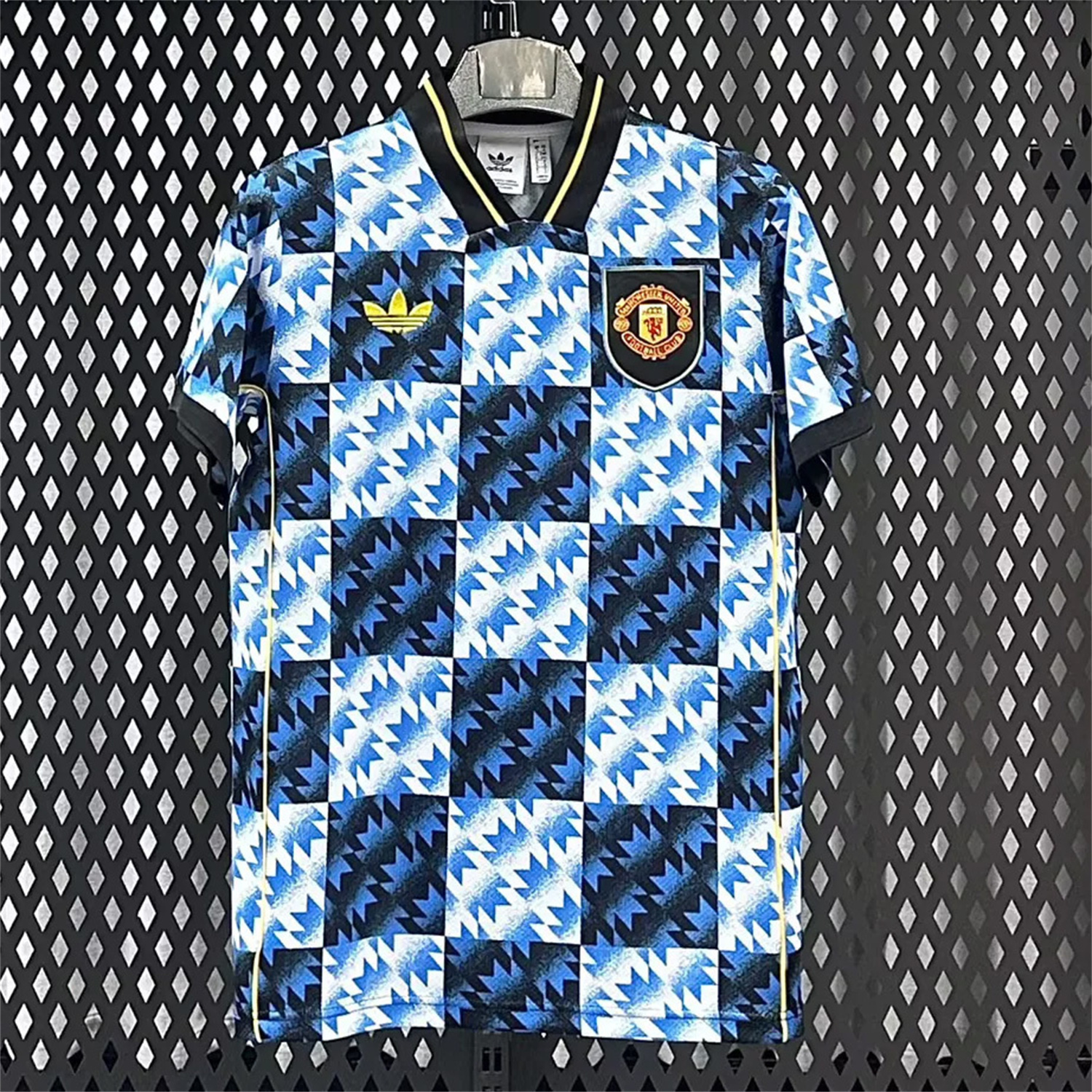 AlphaJersey-Manchester United 25-26 Blue And Black Checkerboard Special Jersey - Fans Version