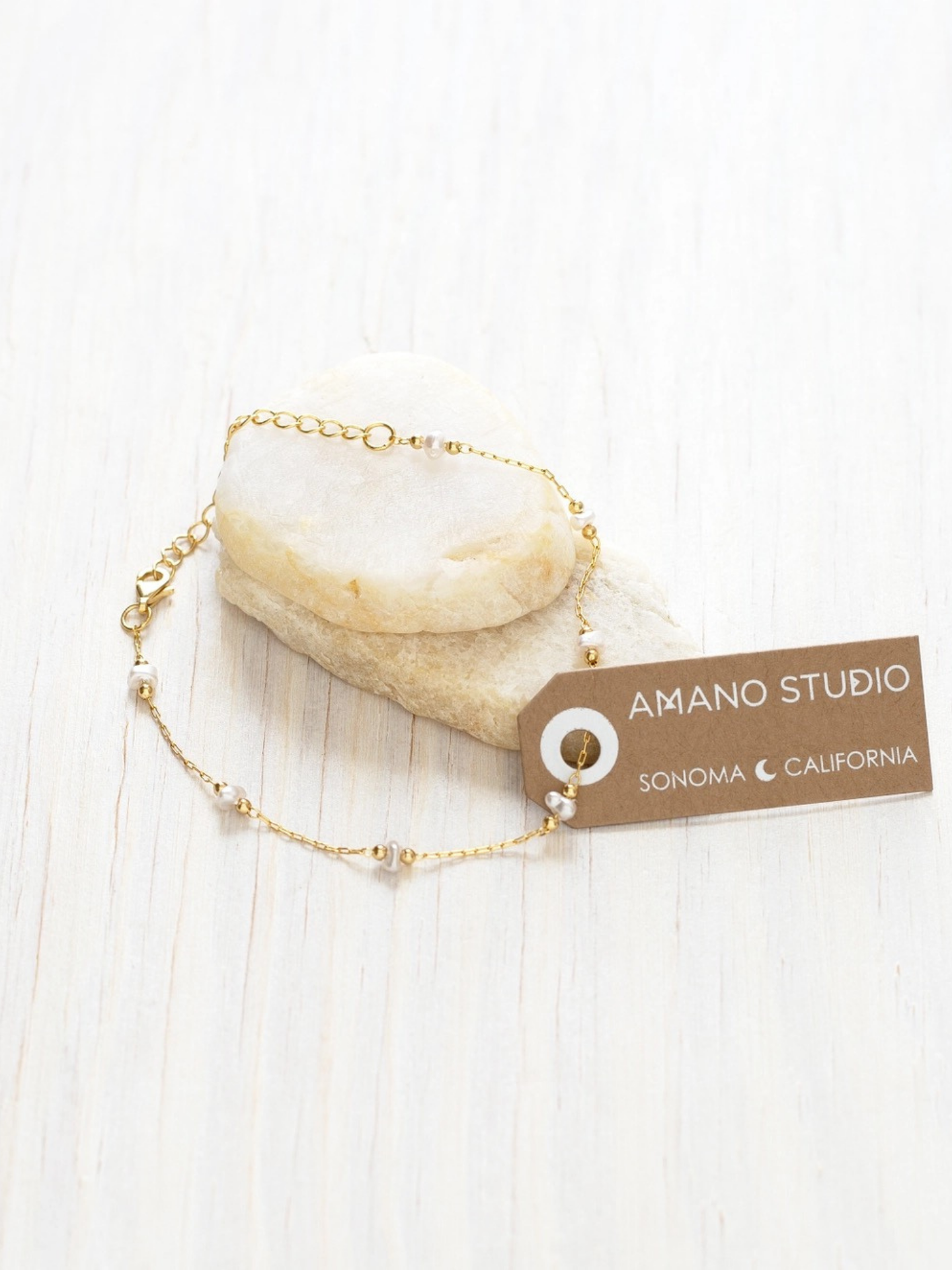 Pearl Bracelet | Elegant Women's Fashion by coolavocek