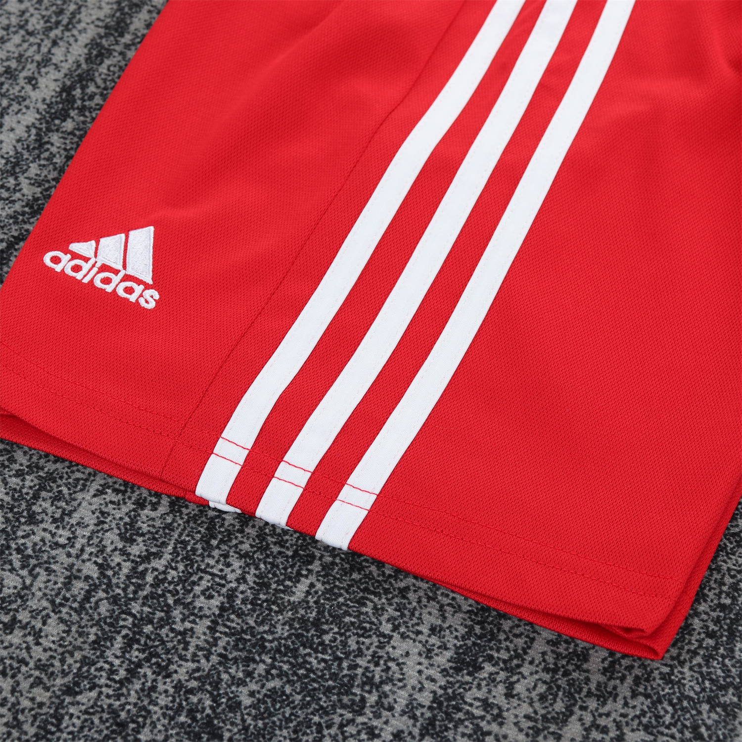 AlphaJersey-Retro Bayern Munich 2001-02 Home Kids Kit