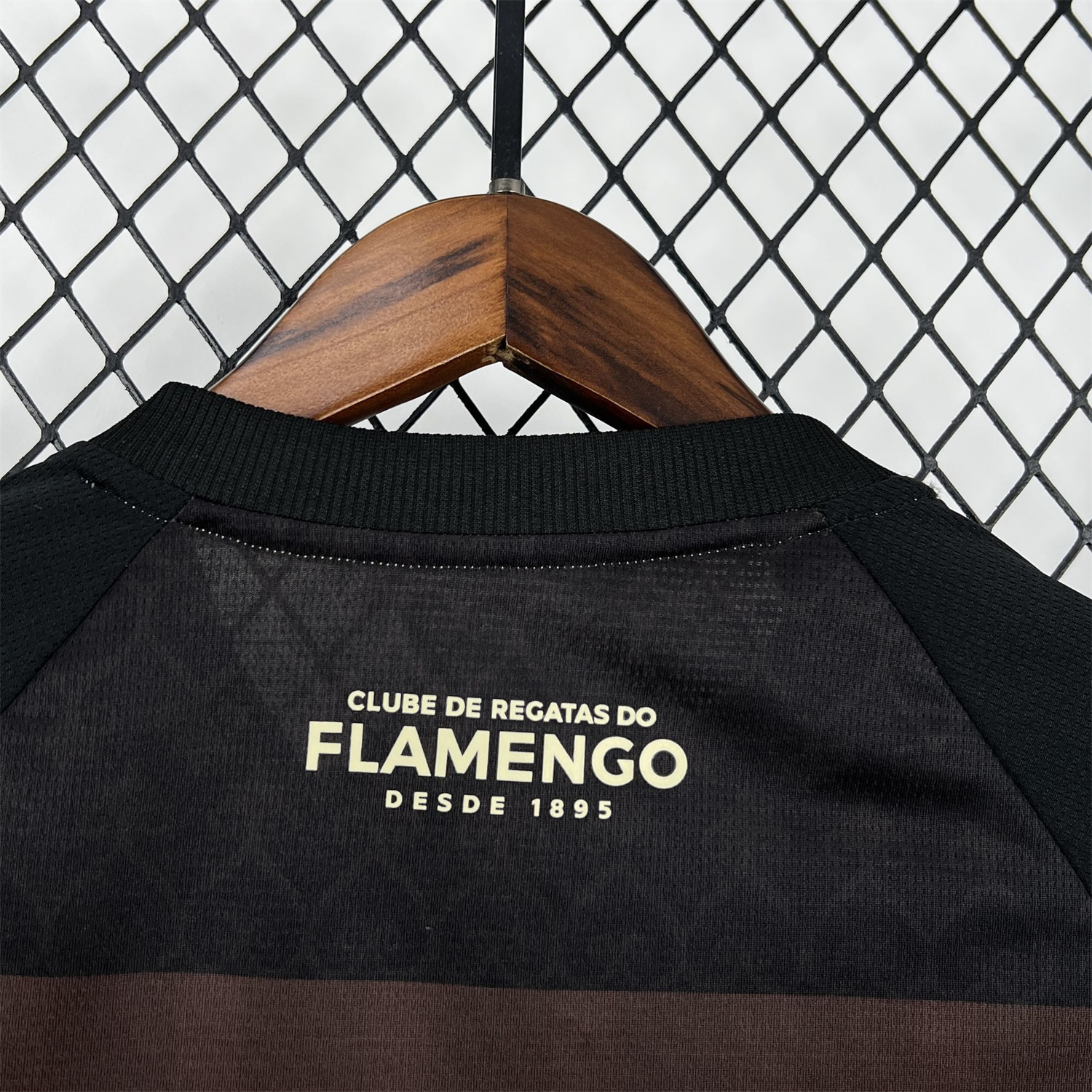AlphaJersey-Women's Flamengo 25-26 Brown And Black Special Jersey