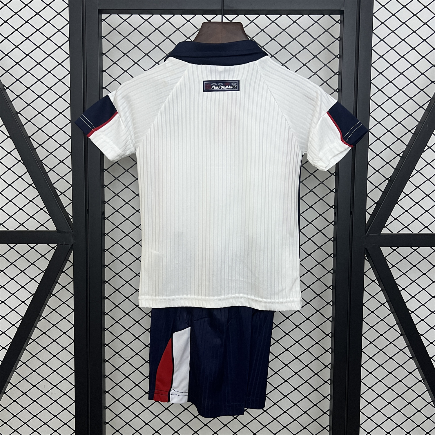 AlphaJersey-Retro England 1998 Home Kids Kit