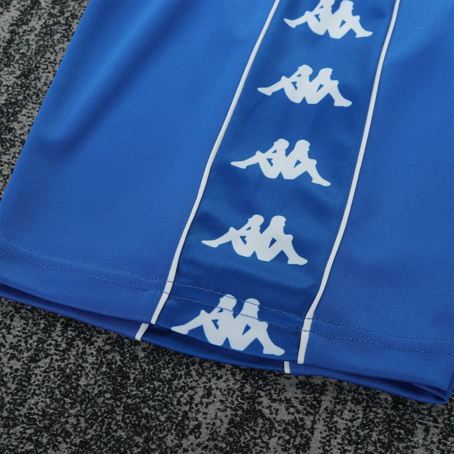 AlphaJersey-Retro Juventus 1999-00 Away Kids Kit