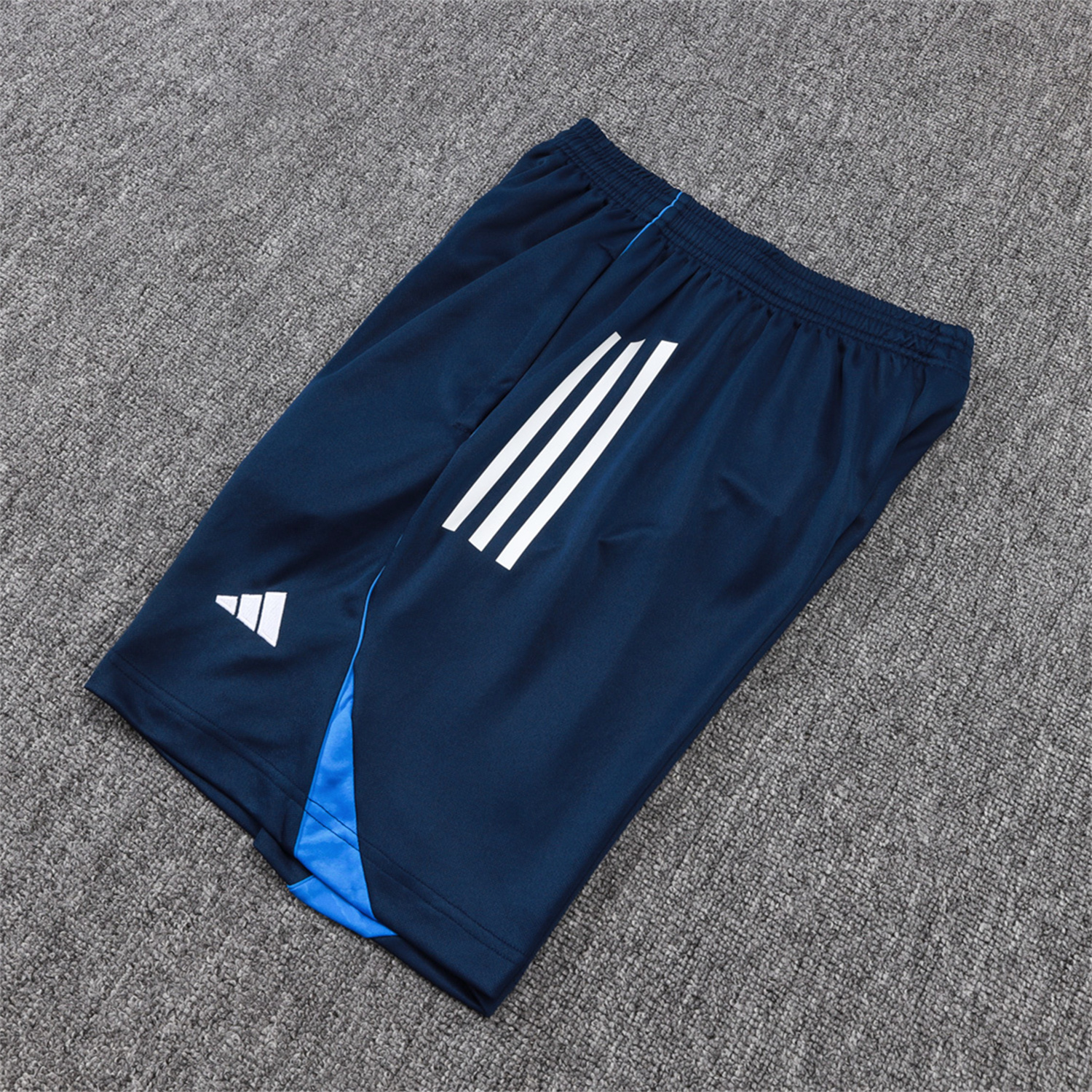 AlphaJersey-Real Madrid 25-26 Short-Sleeve Training Set - Royal Blue Vest & Shorts