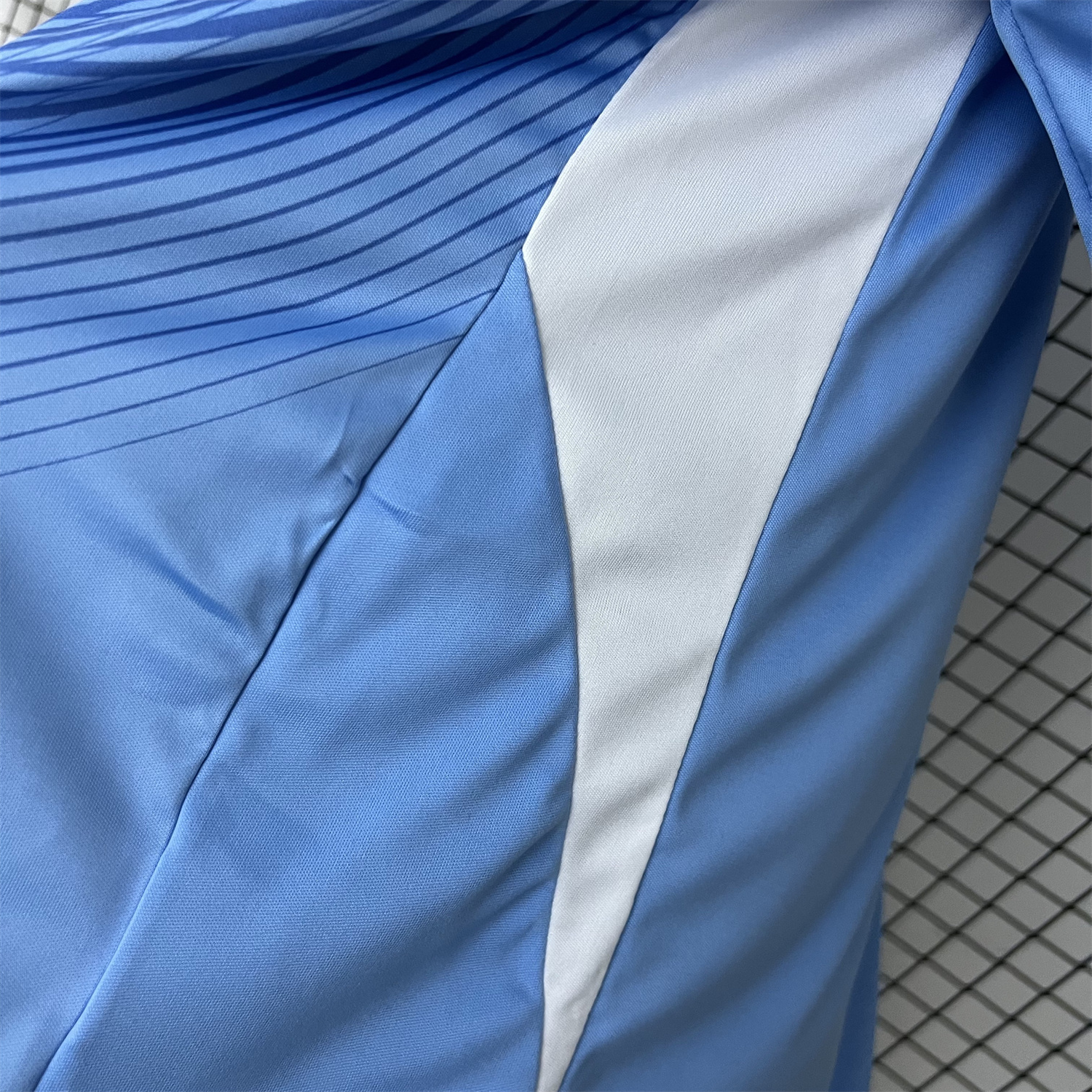 AlphaJersey-Real Madrid 25-26 Blue Goalkeeper Jersey - Fans Version