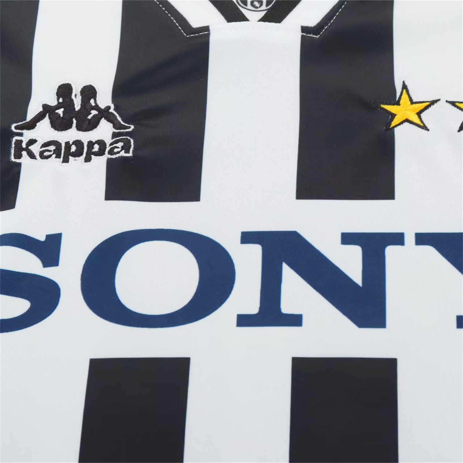 AlphaJersey-Retro Juventus 1995-97 Home Kids Kit