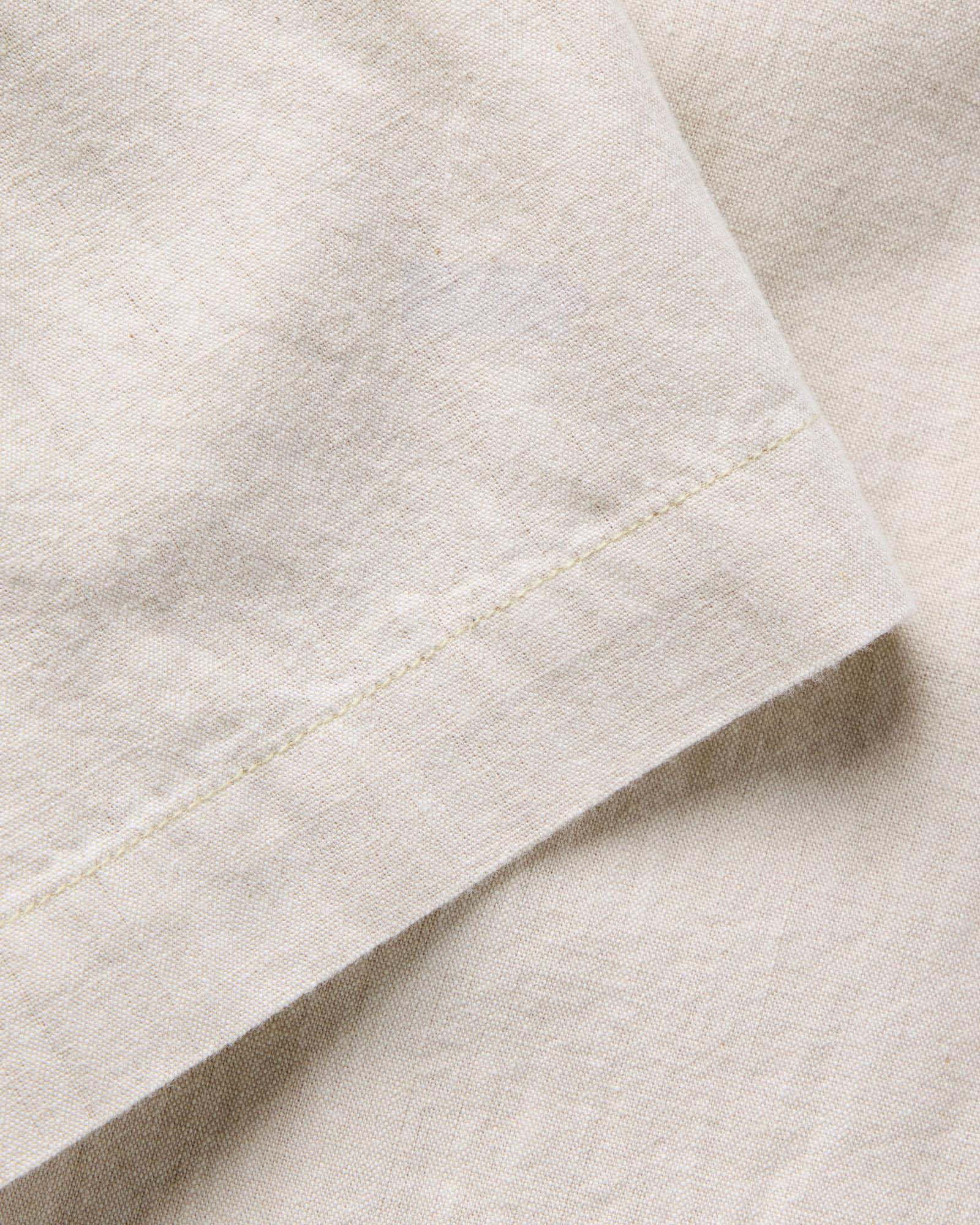 The Short Sleeve Crew Shirt in Natural Chambray | Modern Menswear by yycbvcnbmmnbm