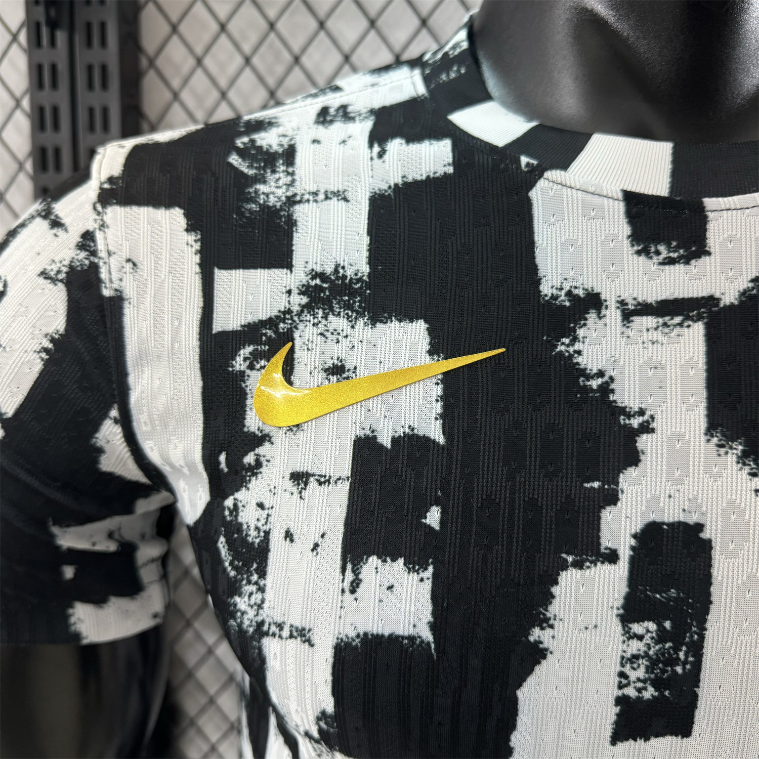 AlphaJersey-Barcelona 25-26 Unsponsored White & Black Letters Special Jersey - Player Version