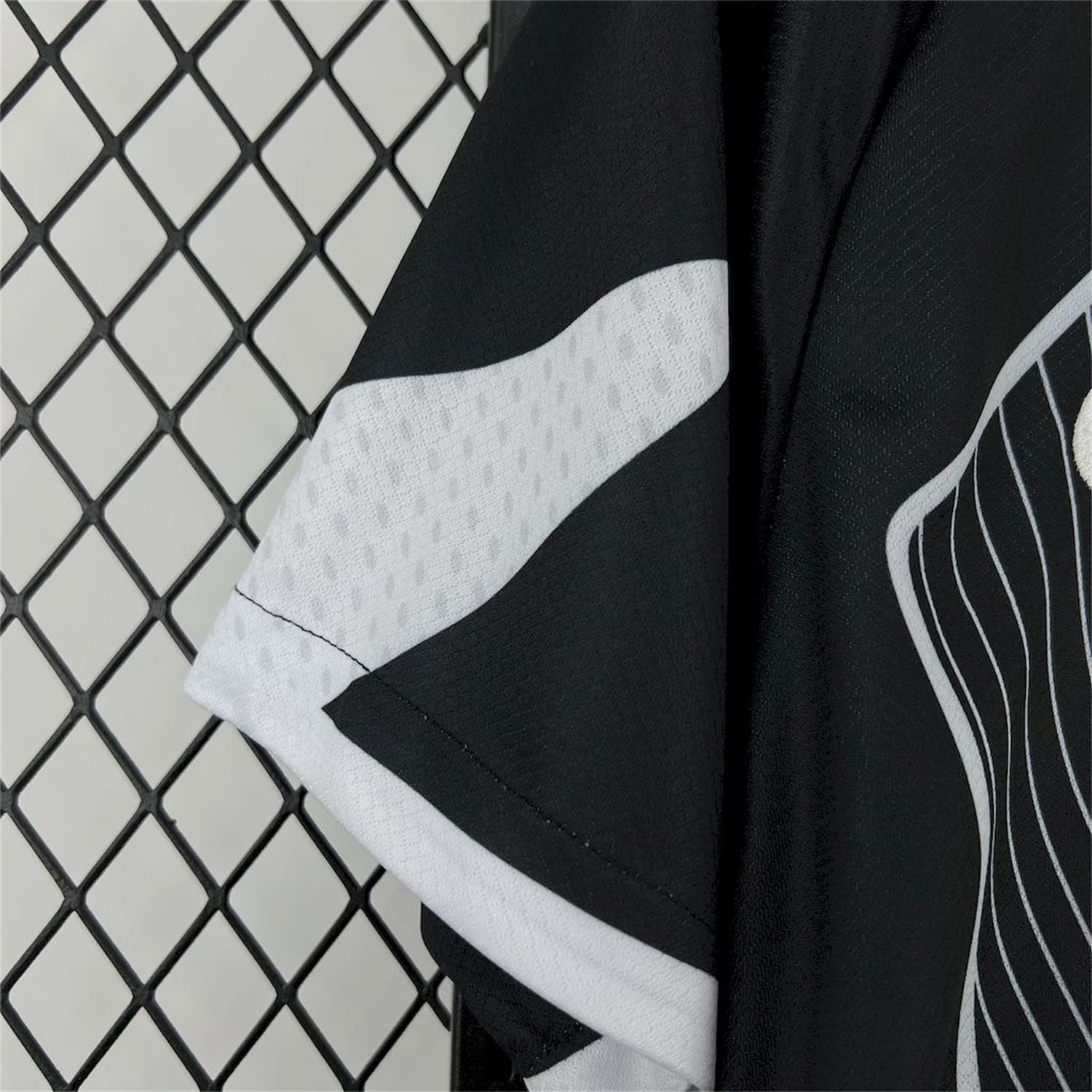 AlphaJersey-Barcelona 25-26 T90 White Lines Black Jersey - Fans Version
