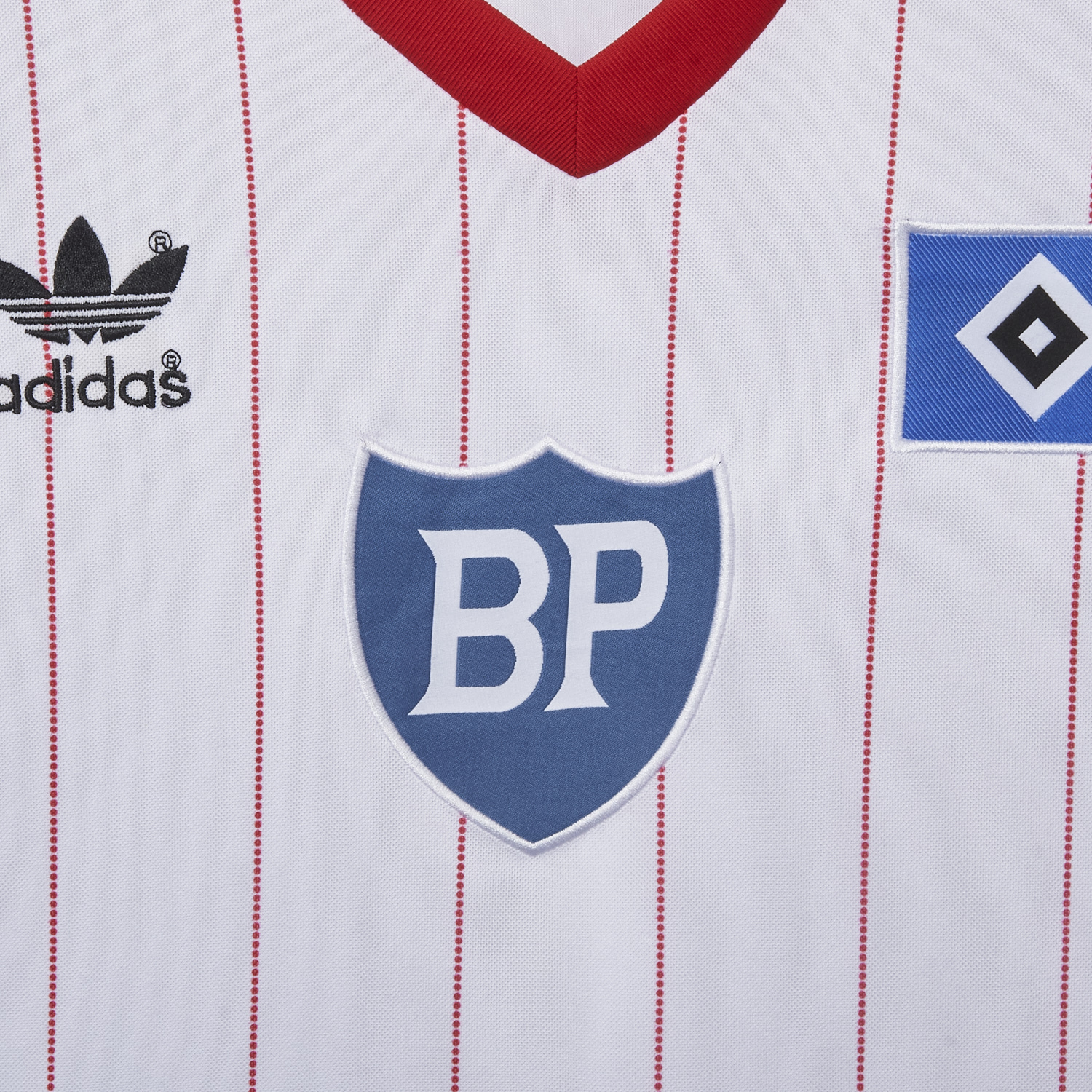 AlphaJersey-Retro Hamburger SV 83-84 Home Jersey