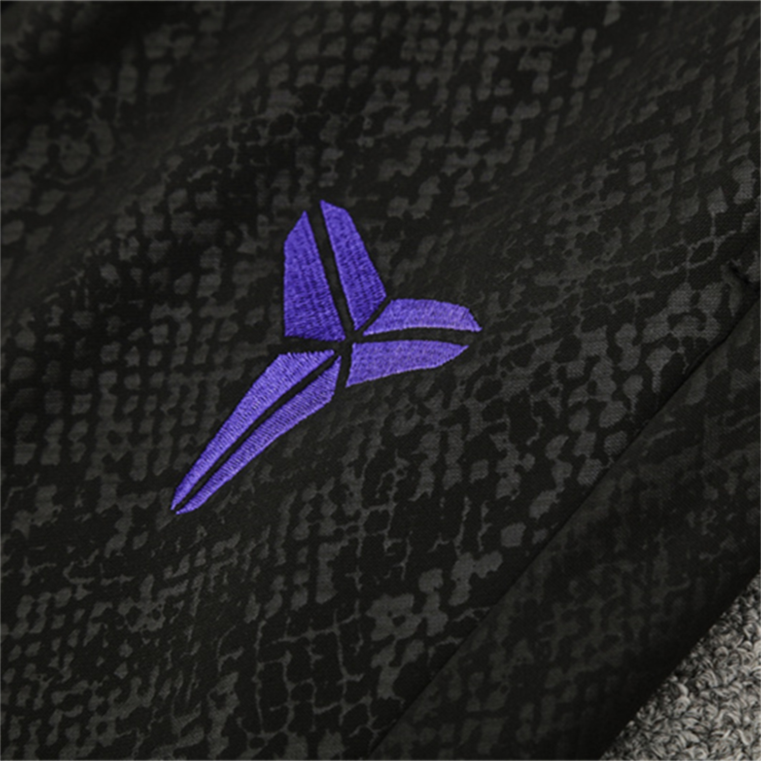 AlphaJersey-Barcelona 25-26 X KB Kids Long Sleeve Training Set - Black Top & Black Pants