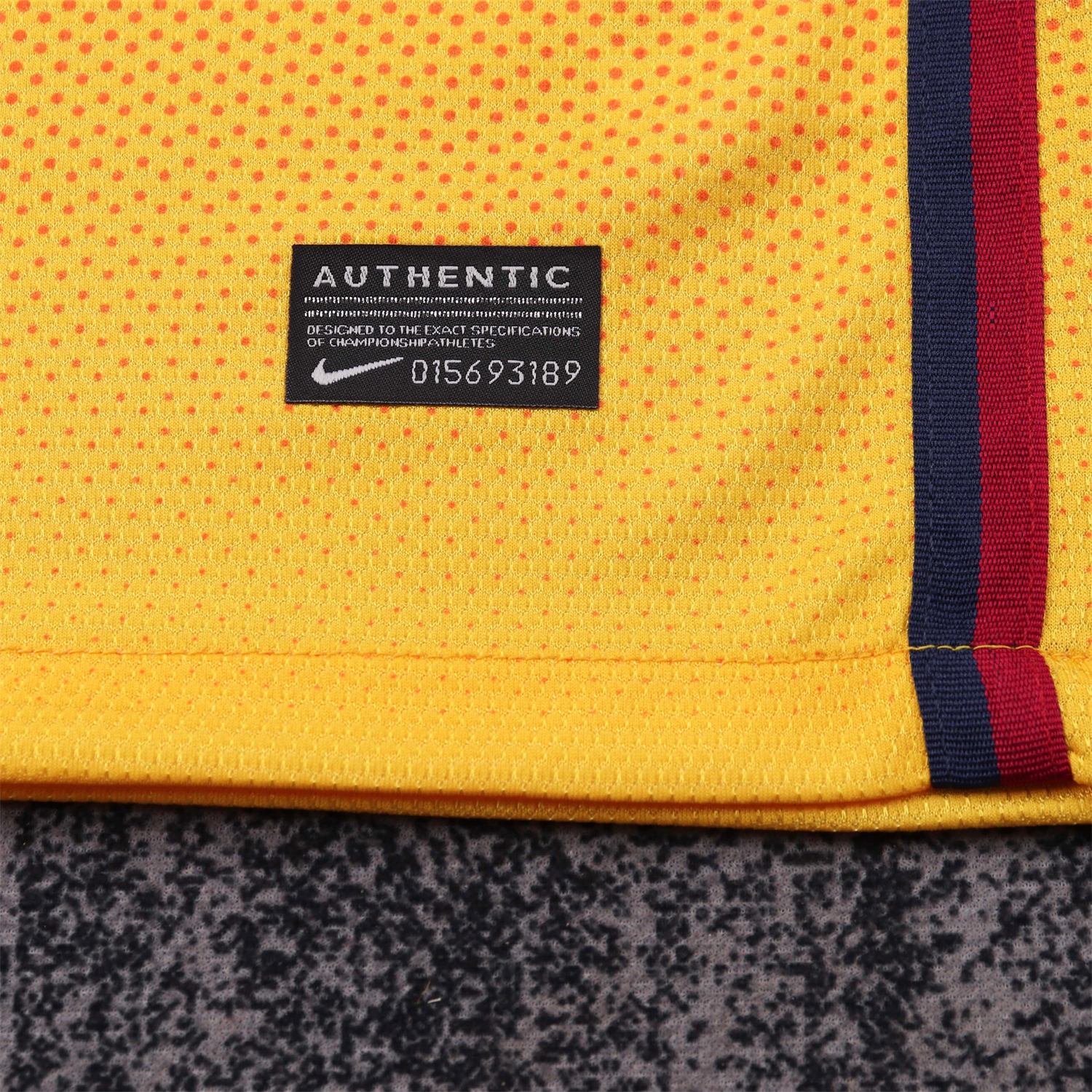 AlphaJersey-Retro Barcelona 2012-13 Away Kids Kit