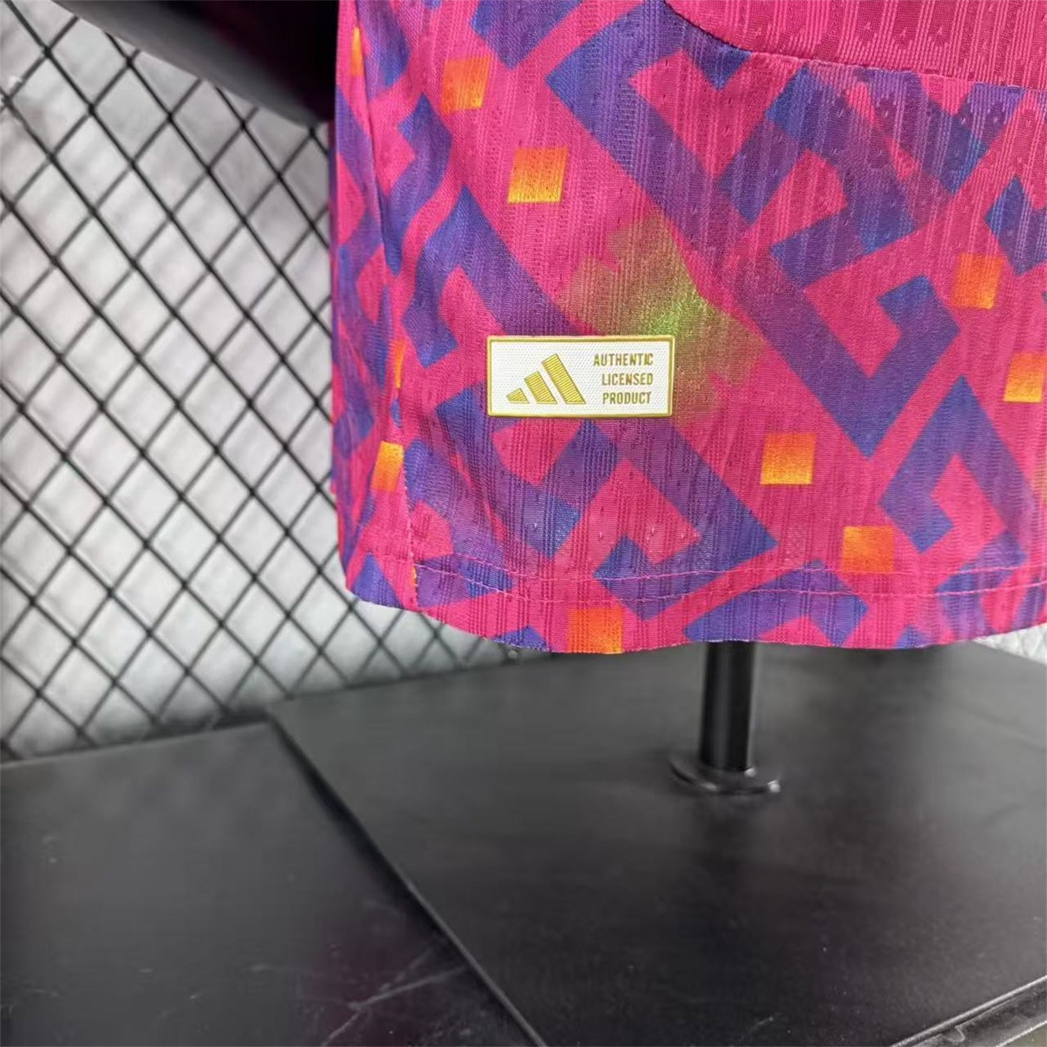 AlphaJersey-Mexico 2026 Pink Goalkeeper Jersey - Player Version