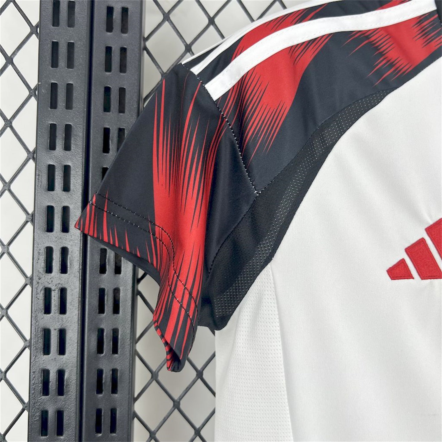 AlphaJersey-Women's Flamengo 25-26 Away Unsponsored Jersey