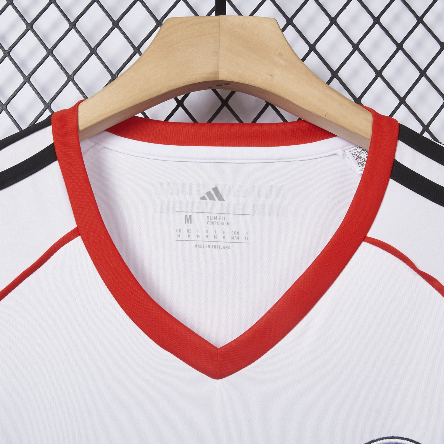 AlphaJersey-Frankfurt 25-26 Away White Jersey - Fans Version