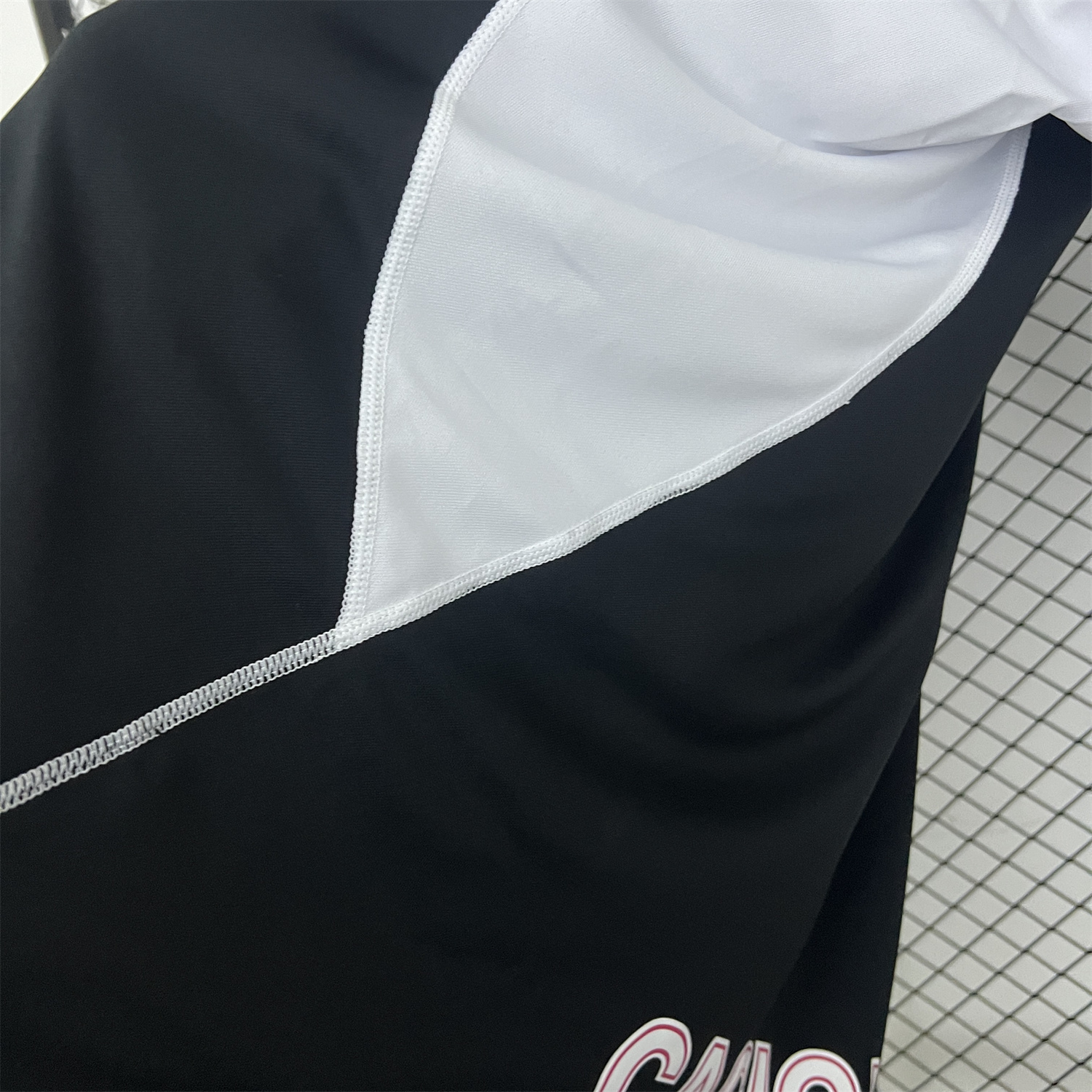 AlphaJersey-Retro Colo Colo 2003 Away Jersey